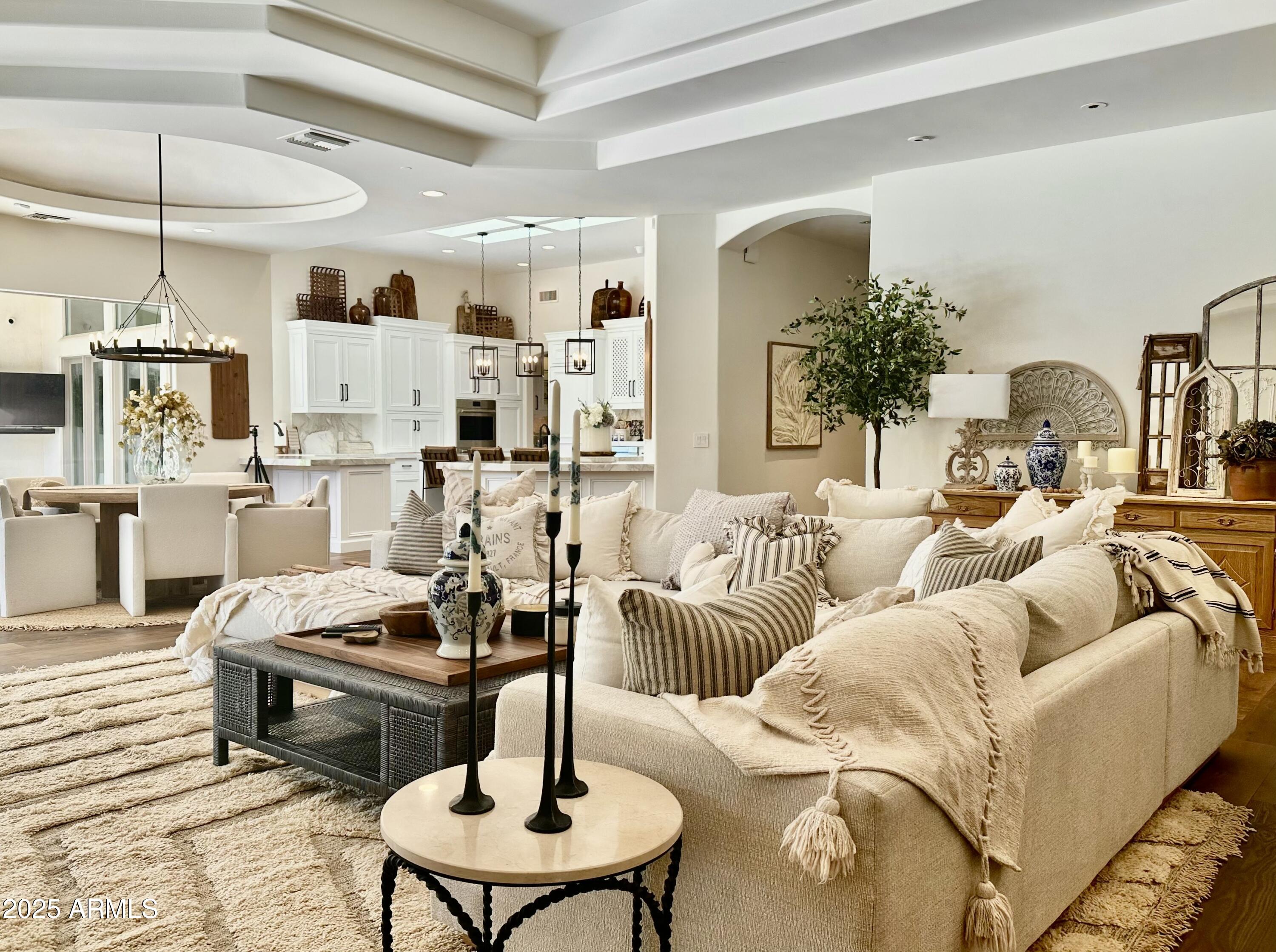 CINCO SERROS LOTS 9 & 10 - Residential