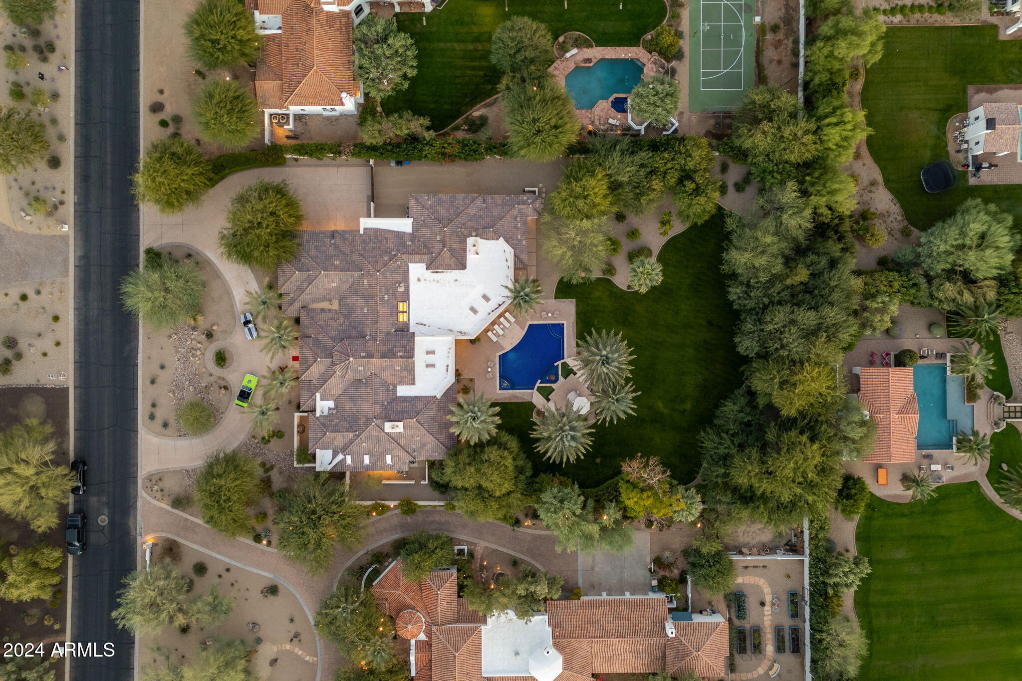 CINCO SERROS LOTS 9 & 10 - Residential
