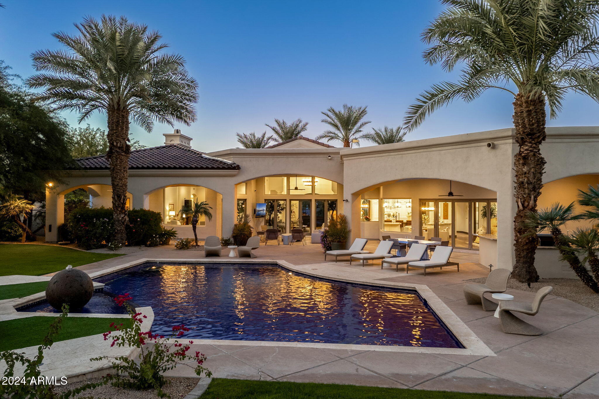 CINCO SERROS LOTS 9 & 10 - Residential