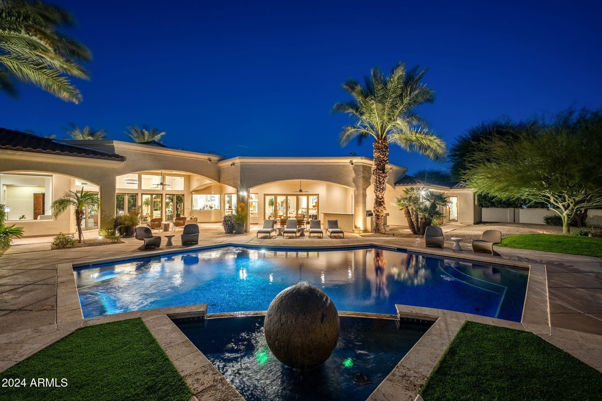 CINCO SERROS LOTS 9 & 10 - Residential