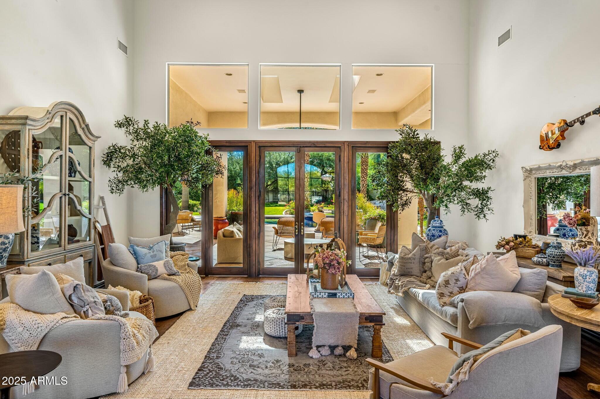 CINCO SERROS LOTS 9 & 10 - Residential