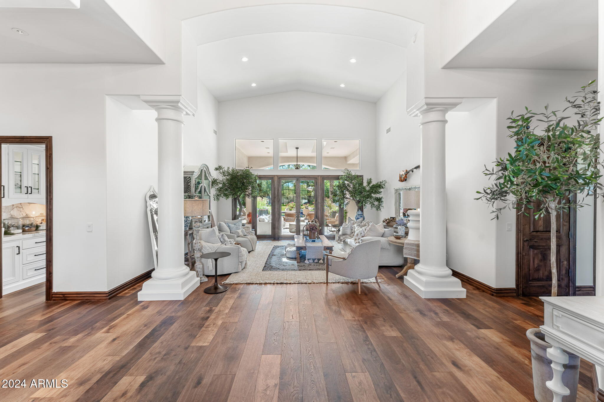 CINCO SERROS LOTS 9 & 10 - Residential