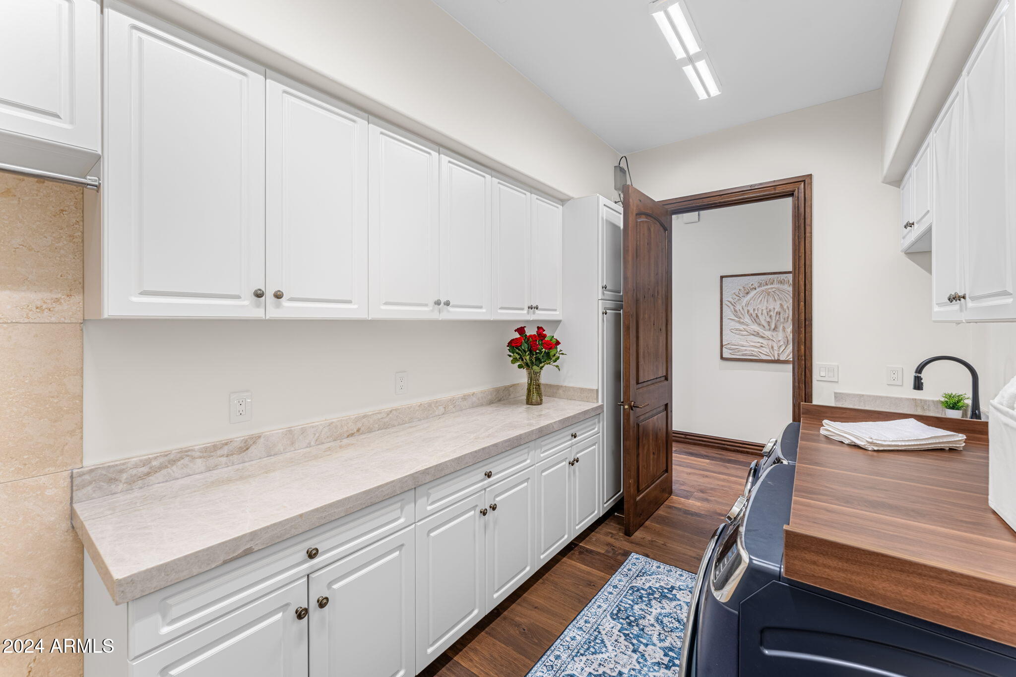 CINCO SERROS LOTS 9 & 10 - Residential