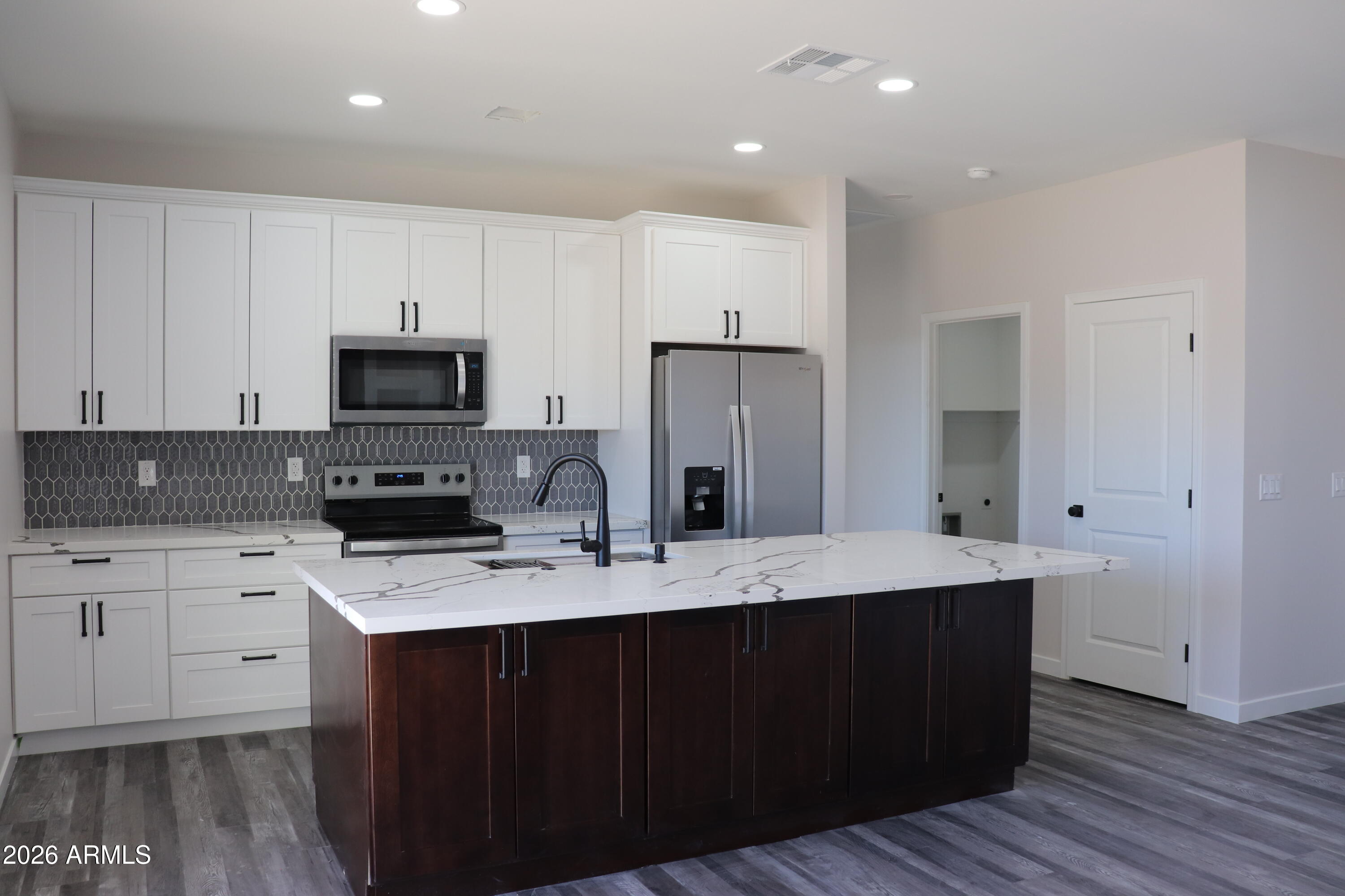 ARIZONA CITY UNIT TEN - Residential