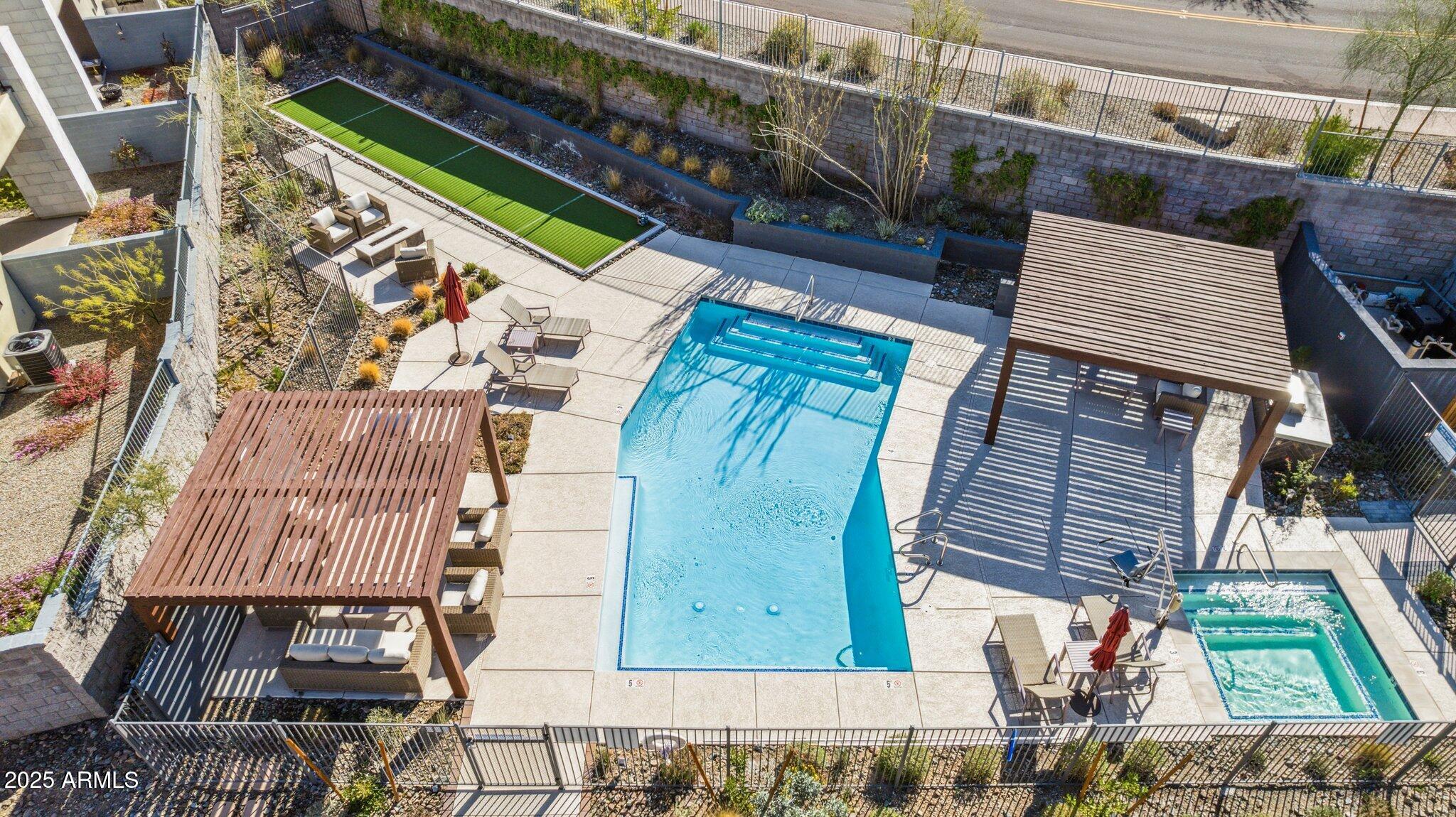 VIEW CAREFREE CONDOMINIUM - Residential