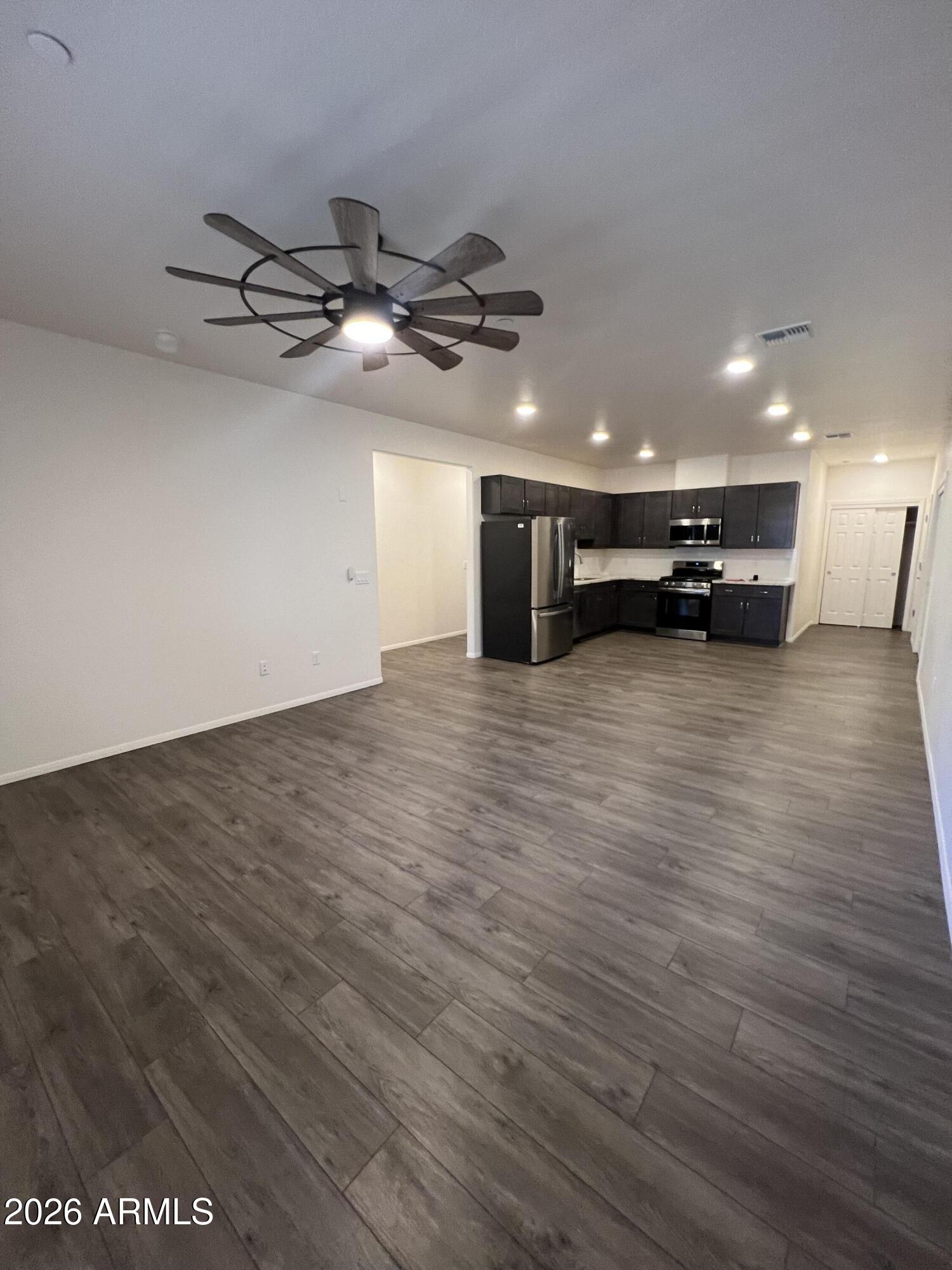 PONDEROSA PARKWAY CONDOMINIUMS - Residential