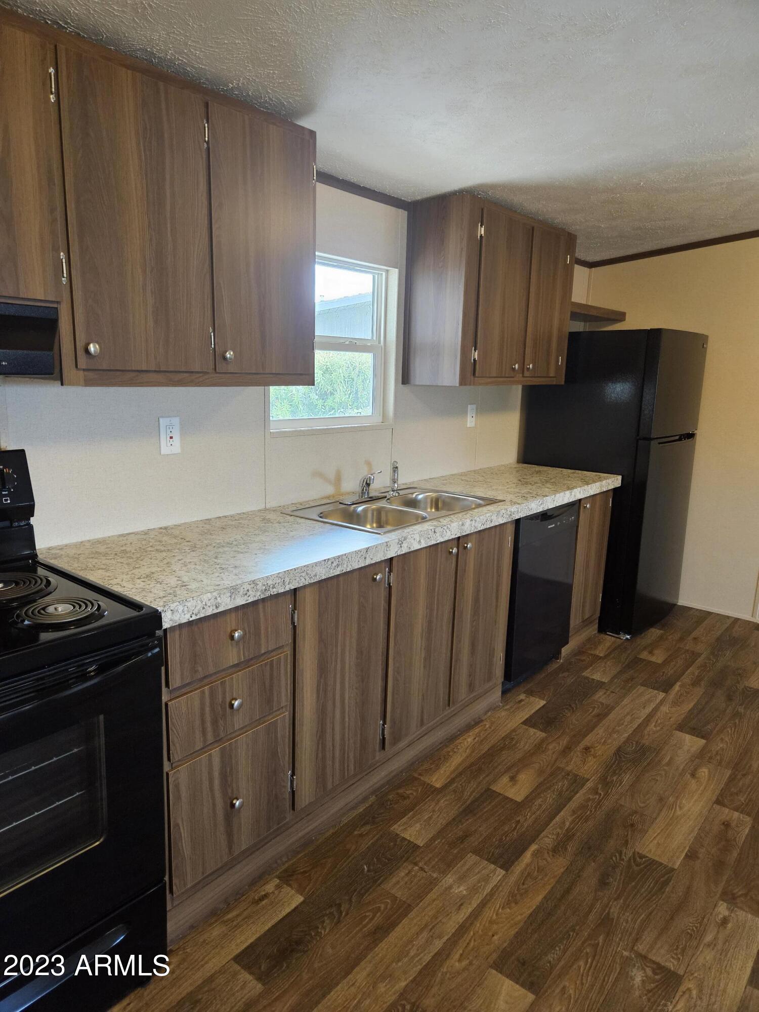 Sierra Vista Village - Residential
