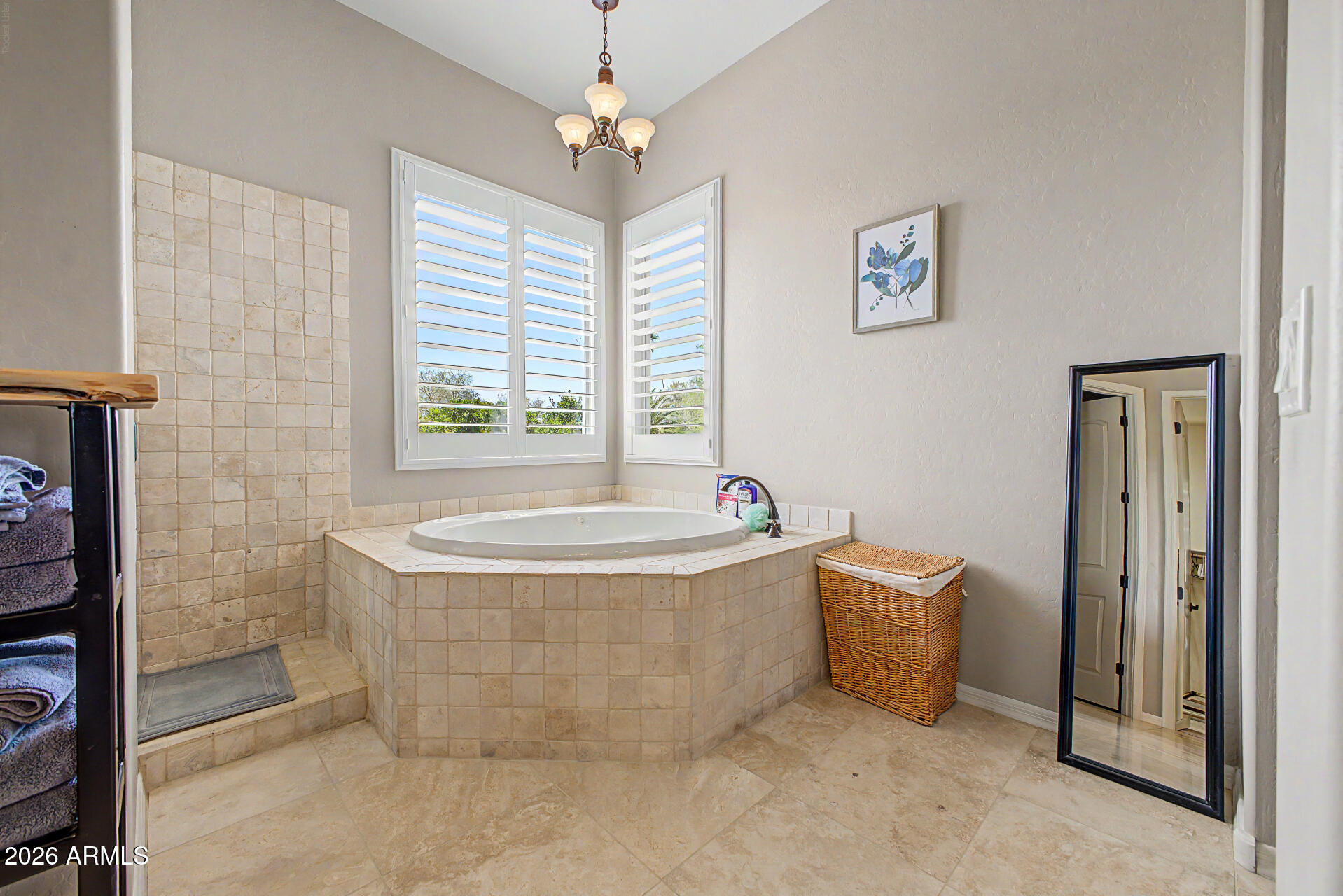 CREEKSIDE ESTATES - Residential