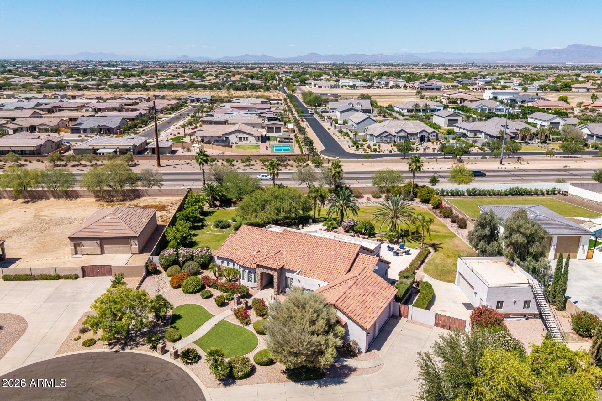 CREEKSIDE ESTATES - Residential