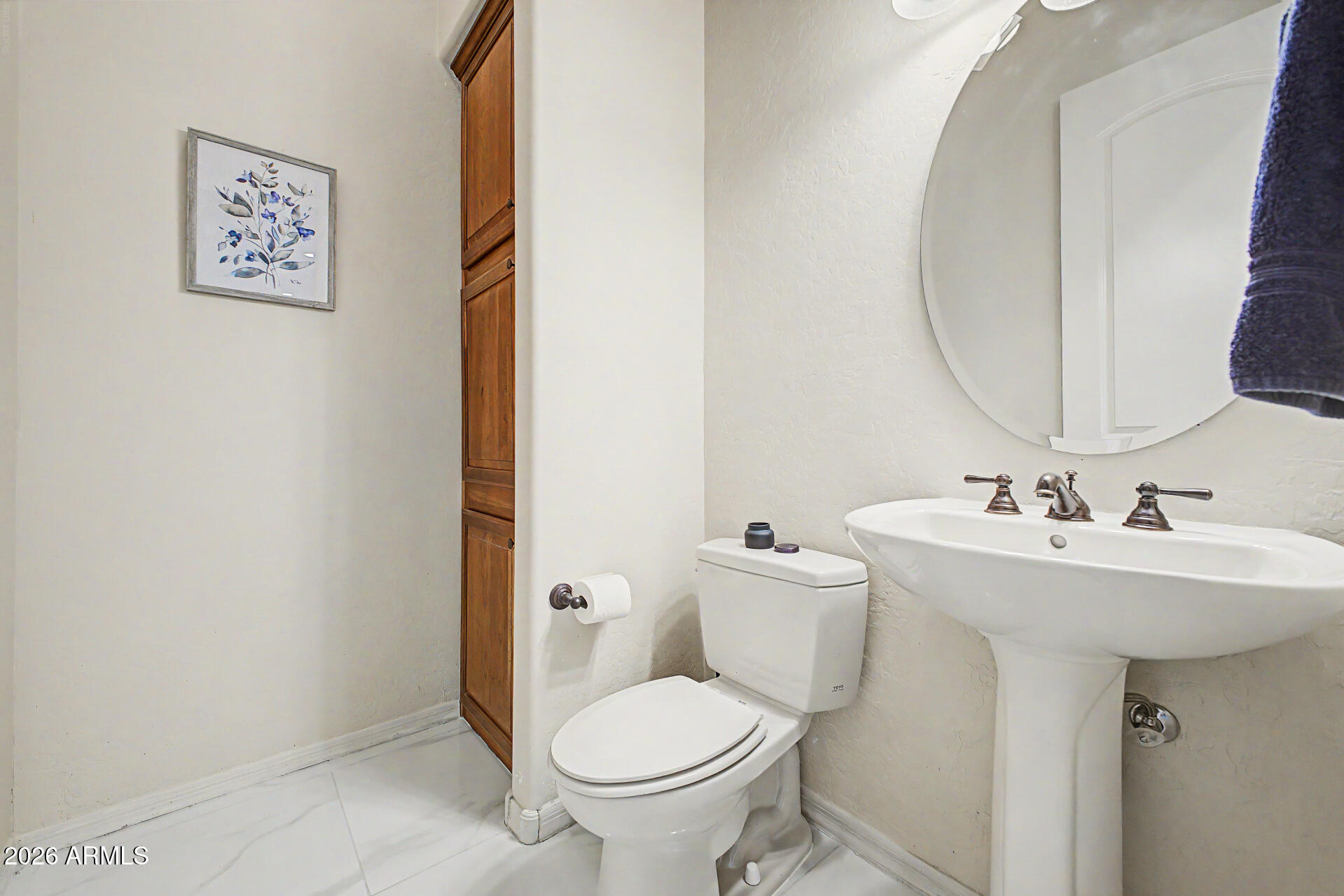 CREEKSIDE ESTATES - Residential