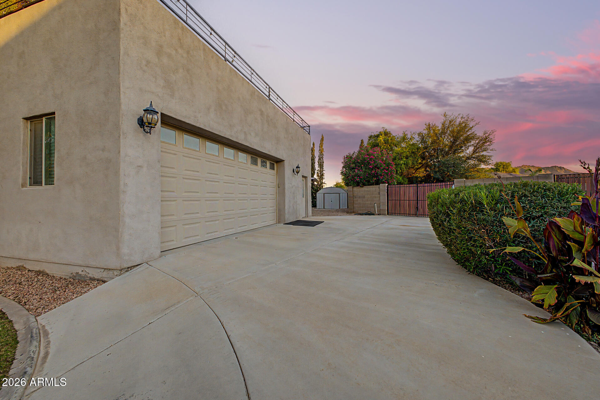 CREEKSIDE ESTATES - Residential