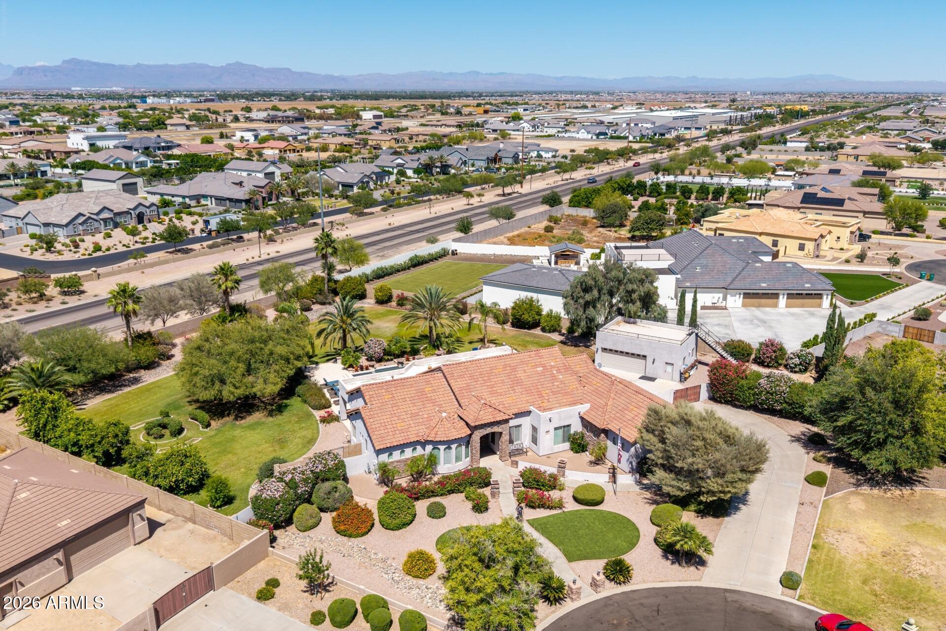 CREEKSIDE ESTATES - Residential