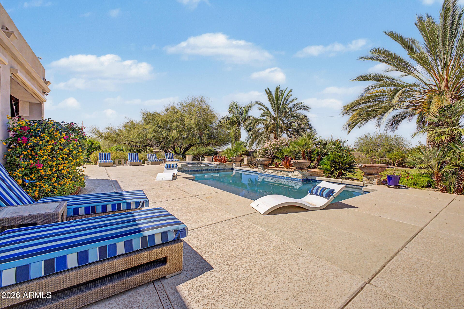 CREEKSIDE ESTATES - Residential