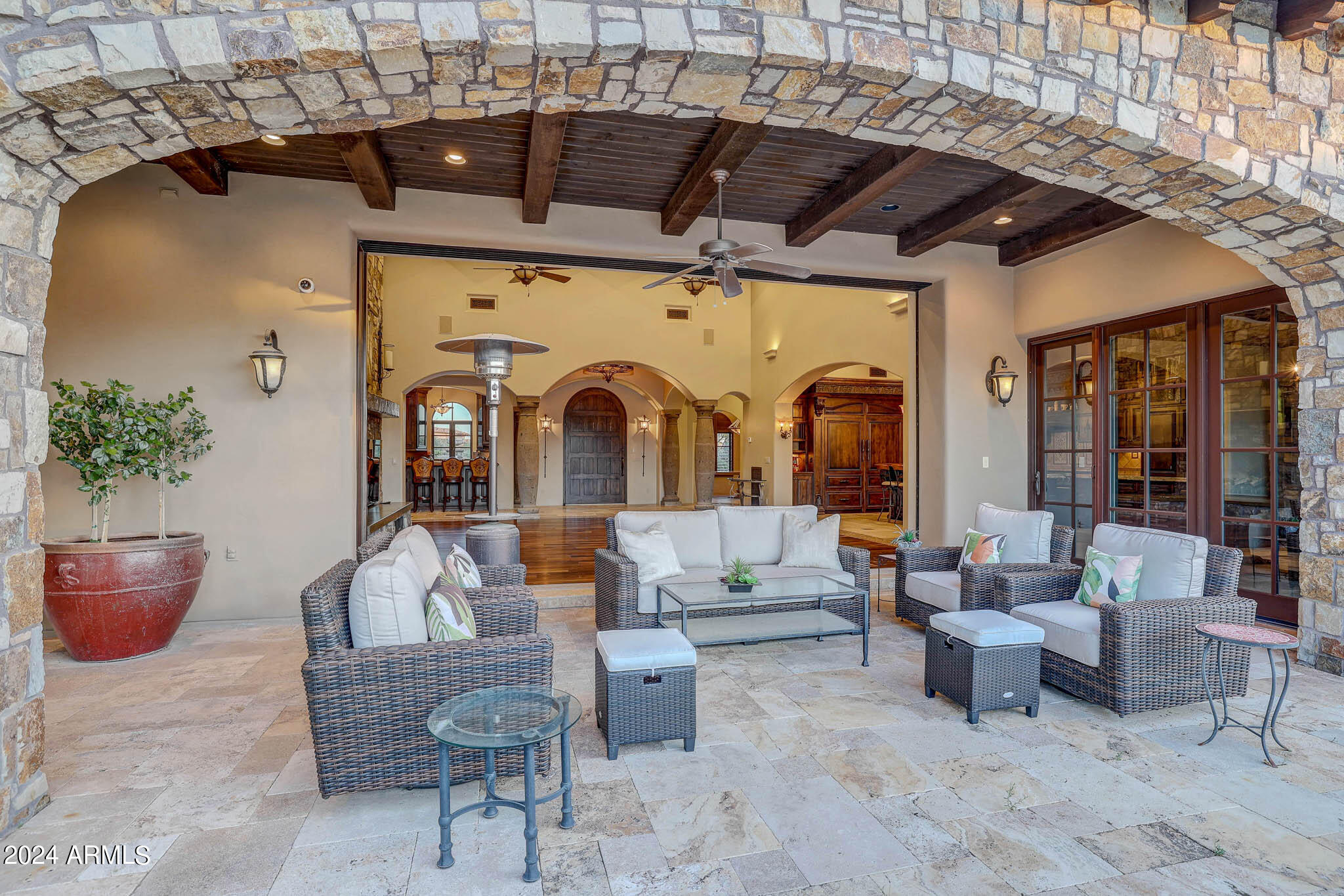 WHISPER ROCK UNIT 1 - Residential