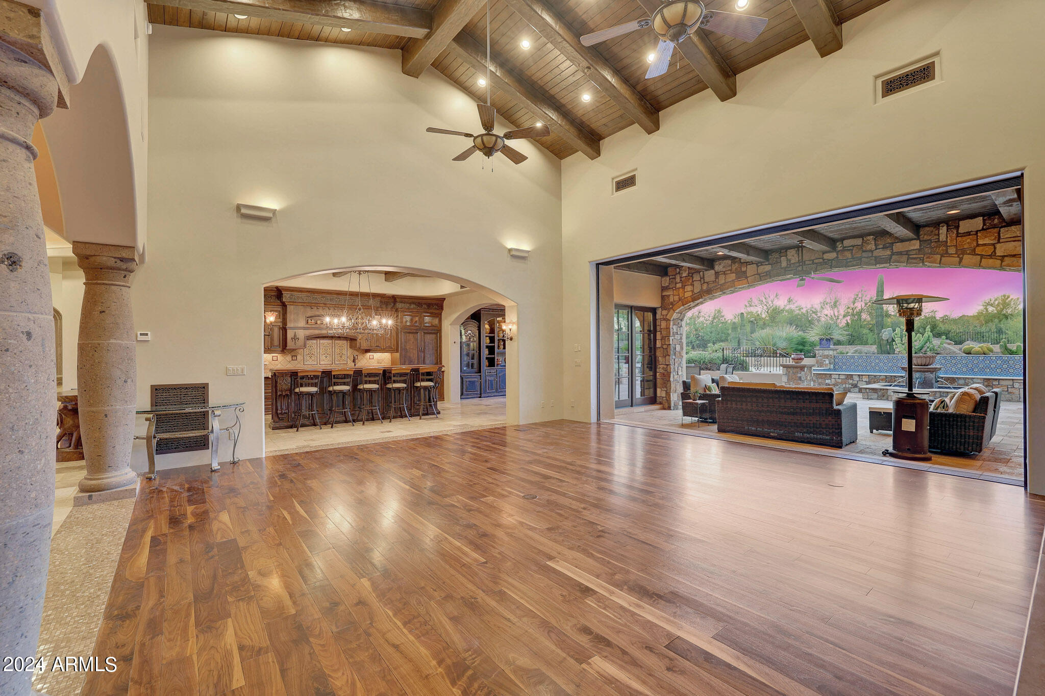 WHISPER ROCK UNIT 1 - Residential
