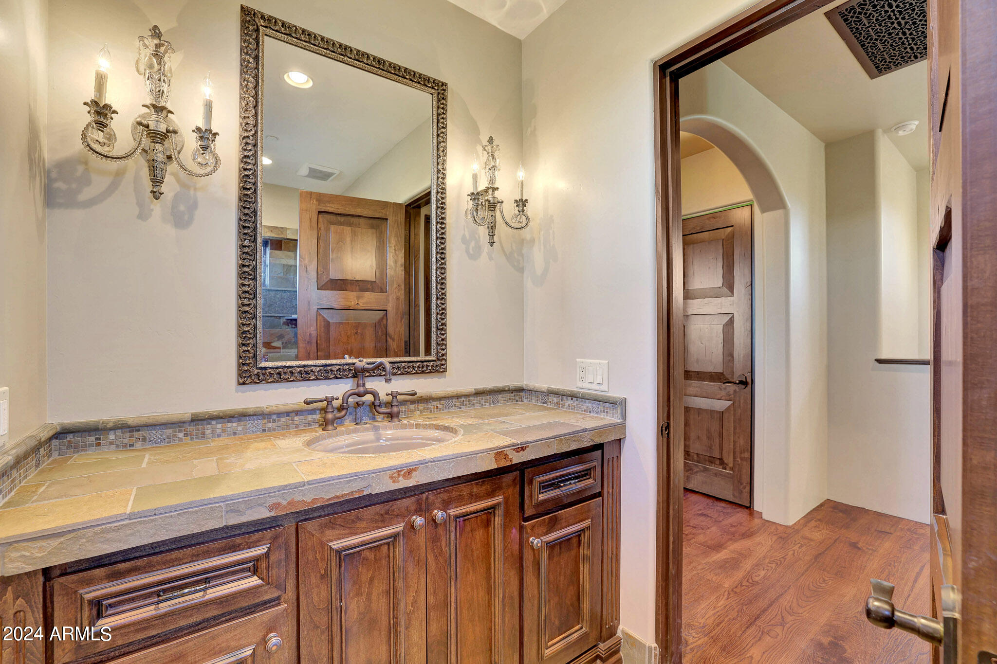 WHISPER ROCK UNIT 1 - Residential