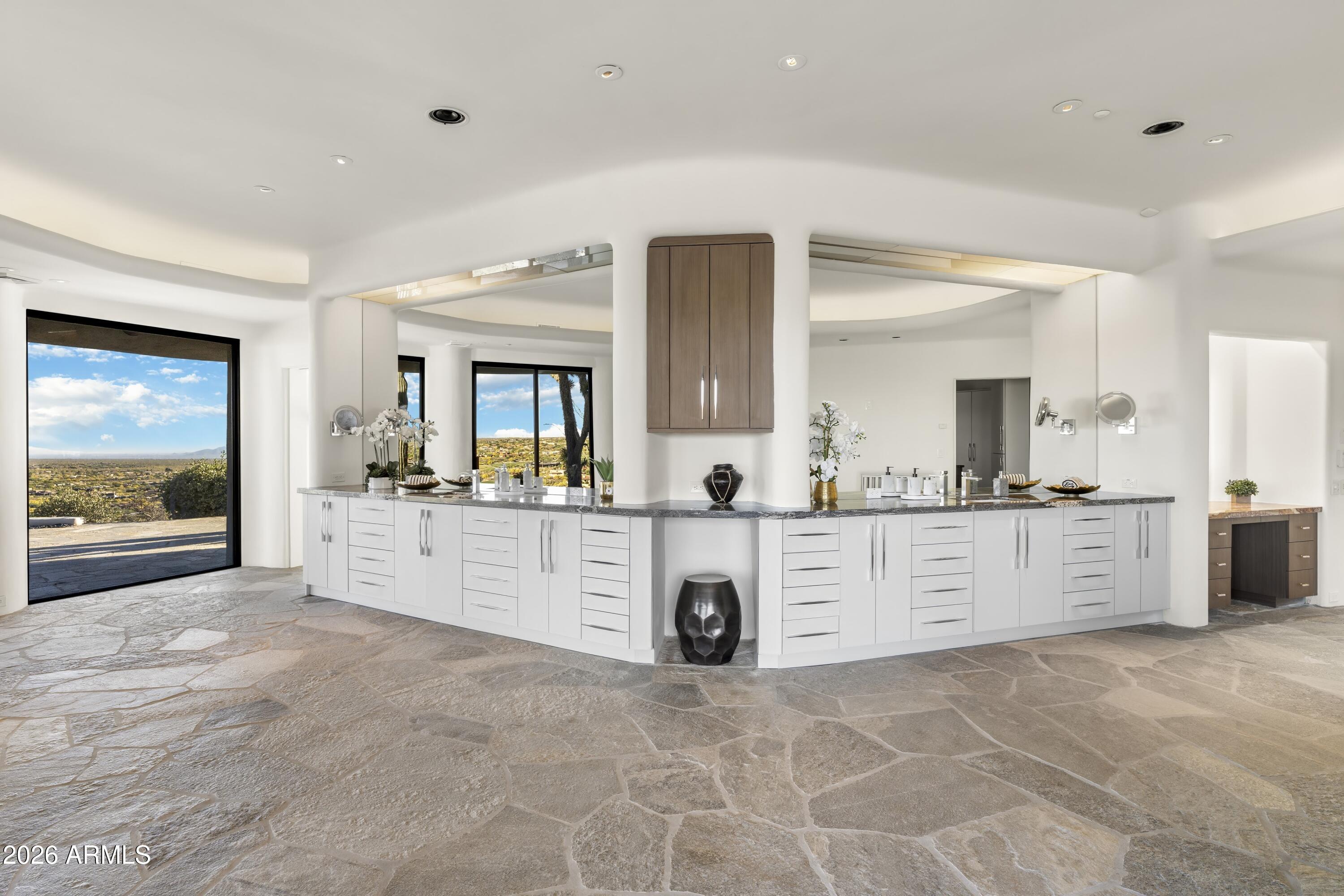 Carefree Ranch - Residential
