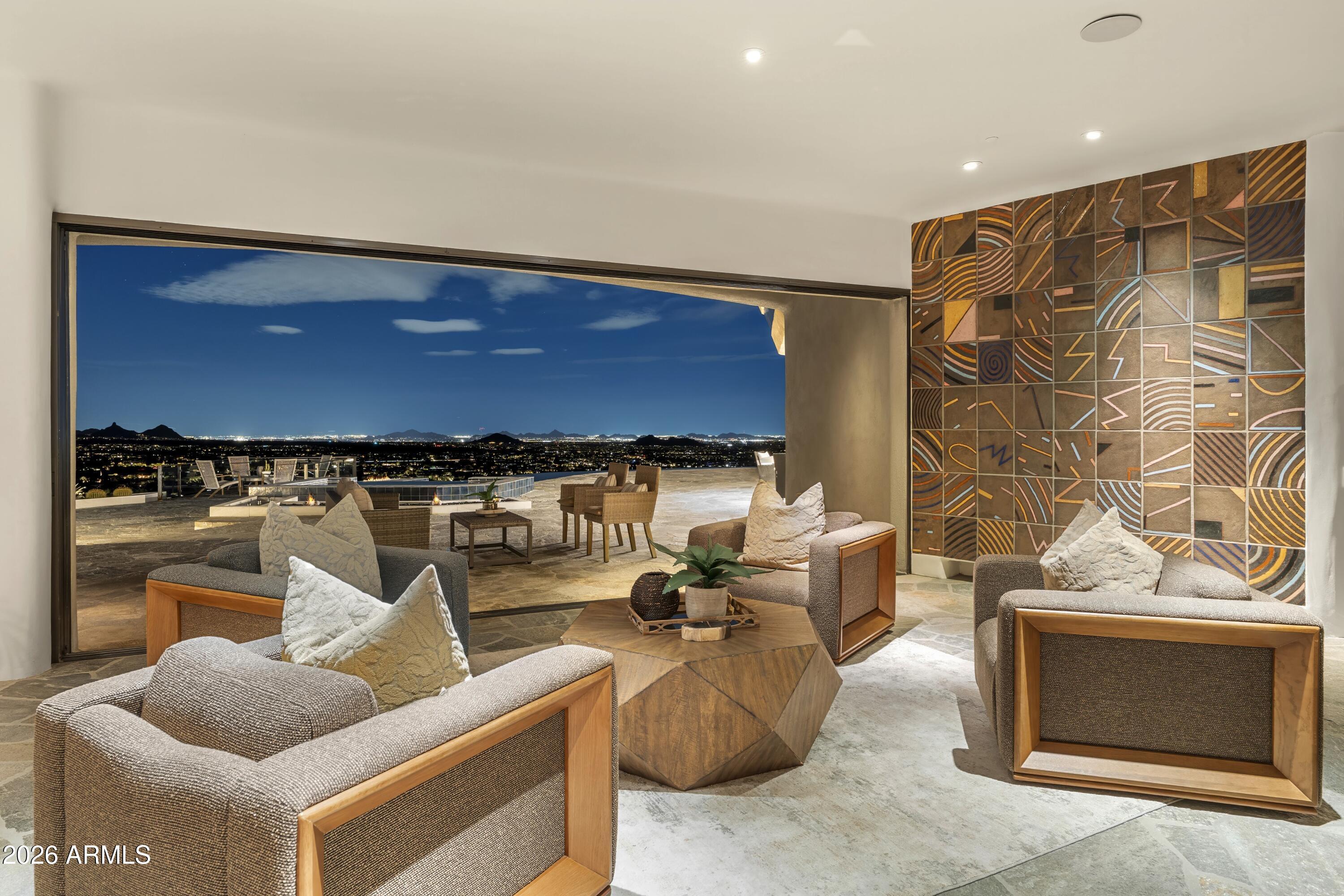 Carefree Ranch - Residential