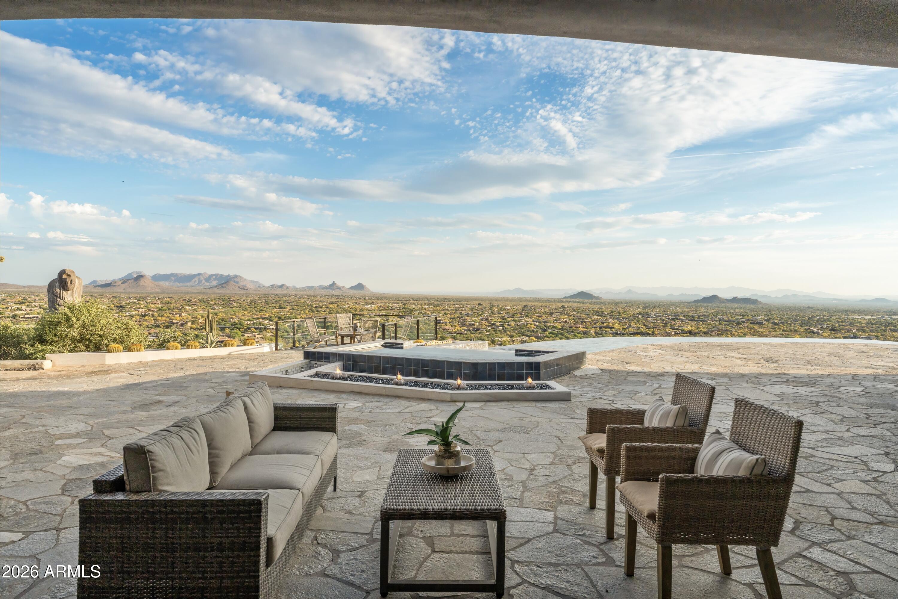 Carefree Ranch - Residential
