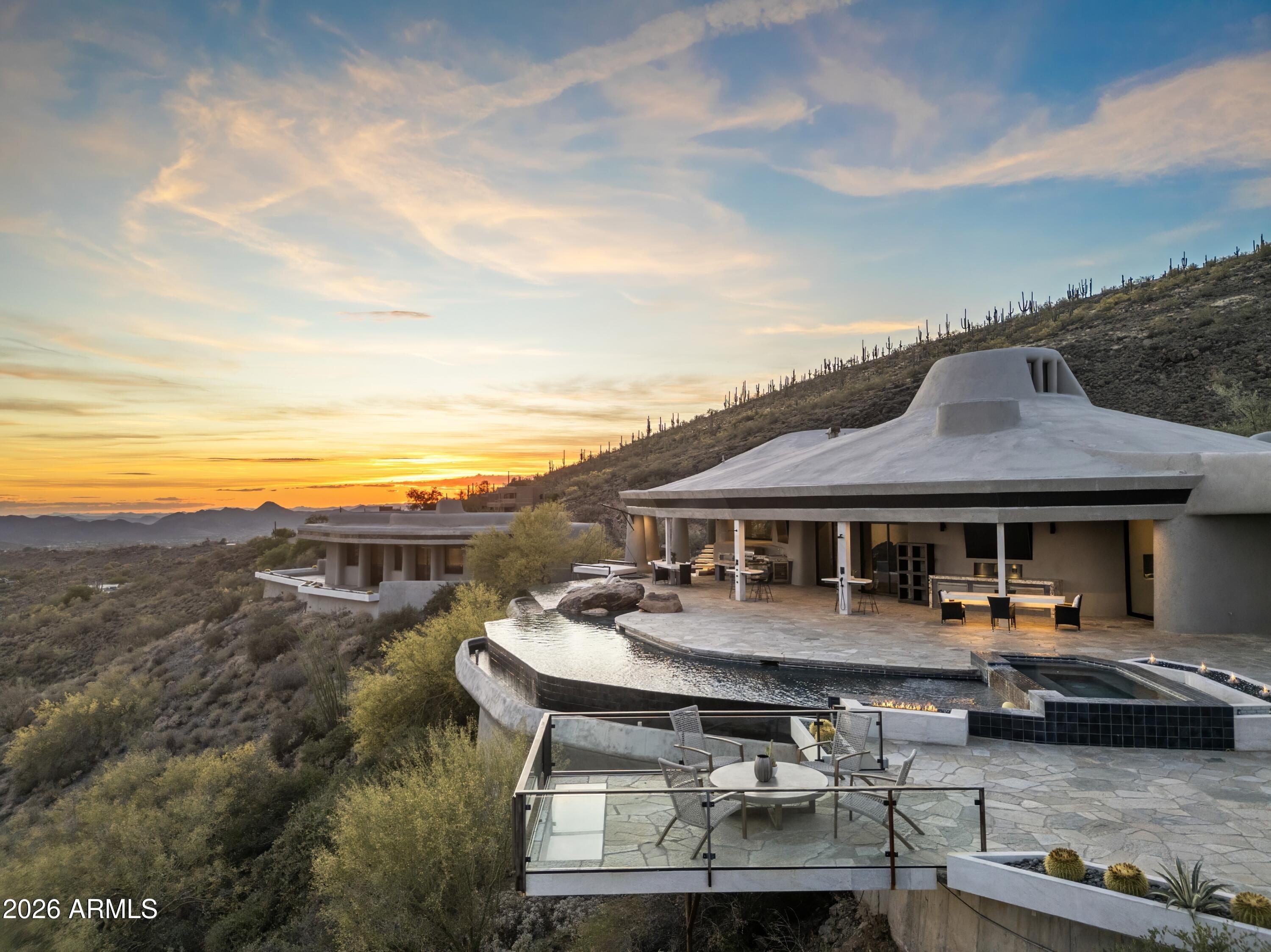 Carefree Ranch - Residential