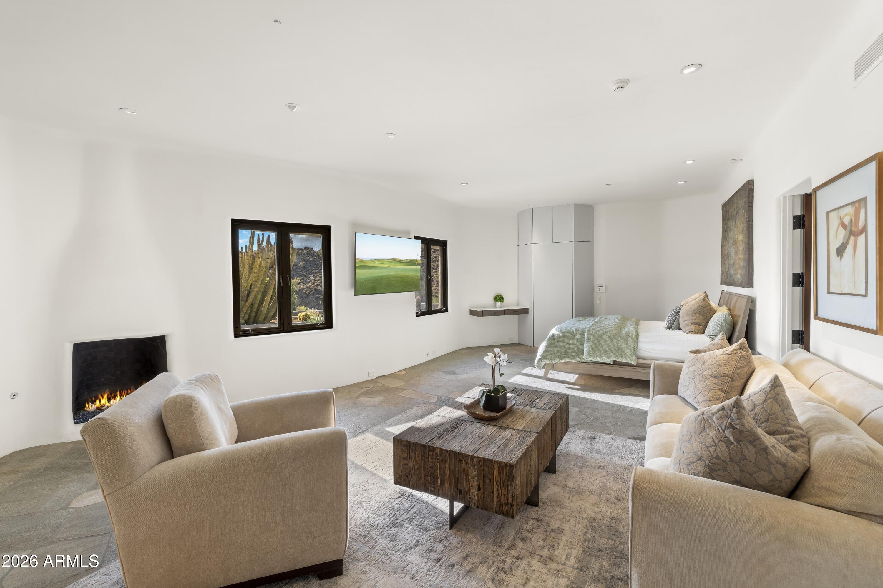 Carefree Ranch - Residential