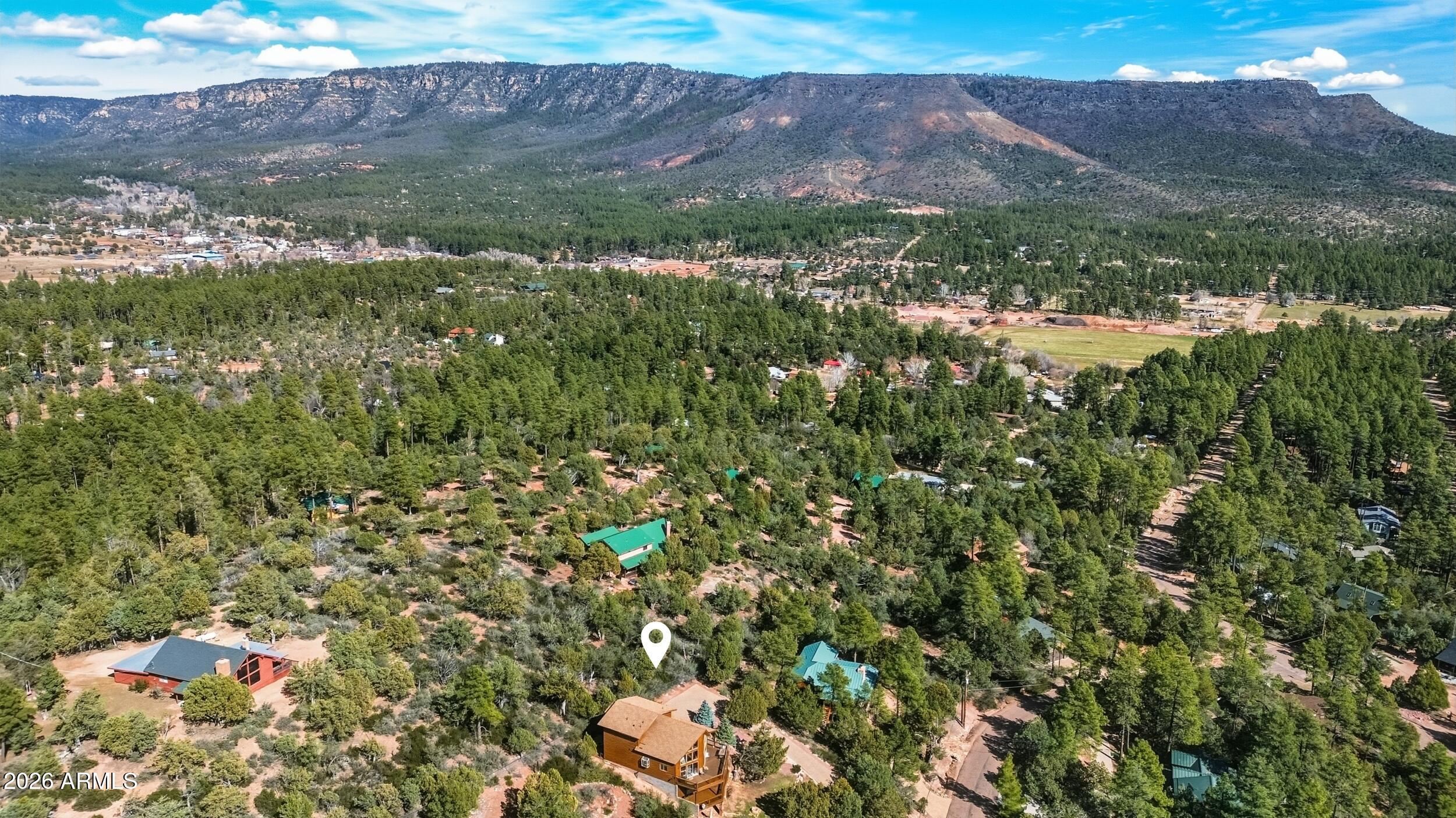 STRAWBERRY MOUNTAIN SHADOWS 2 - Residential