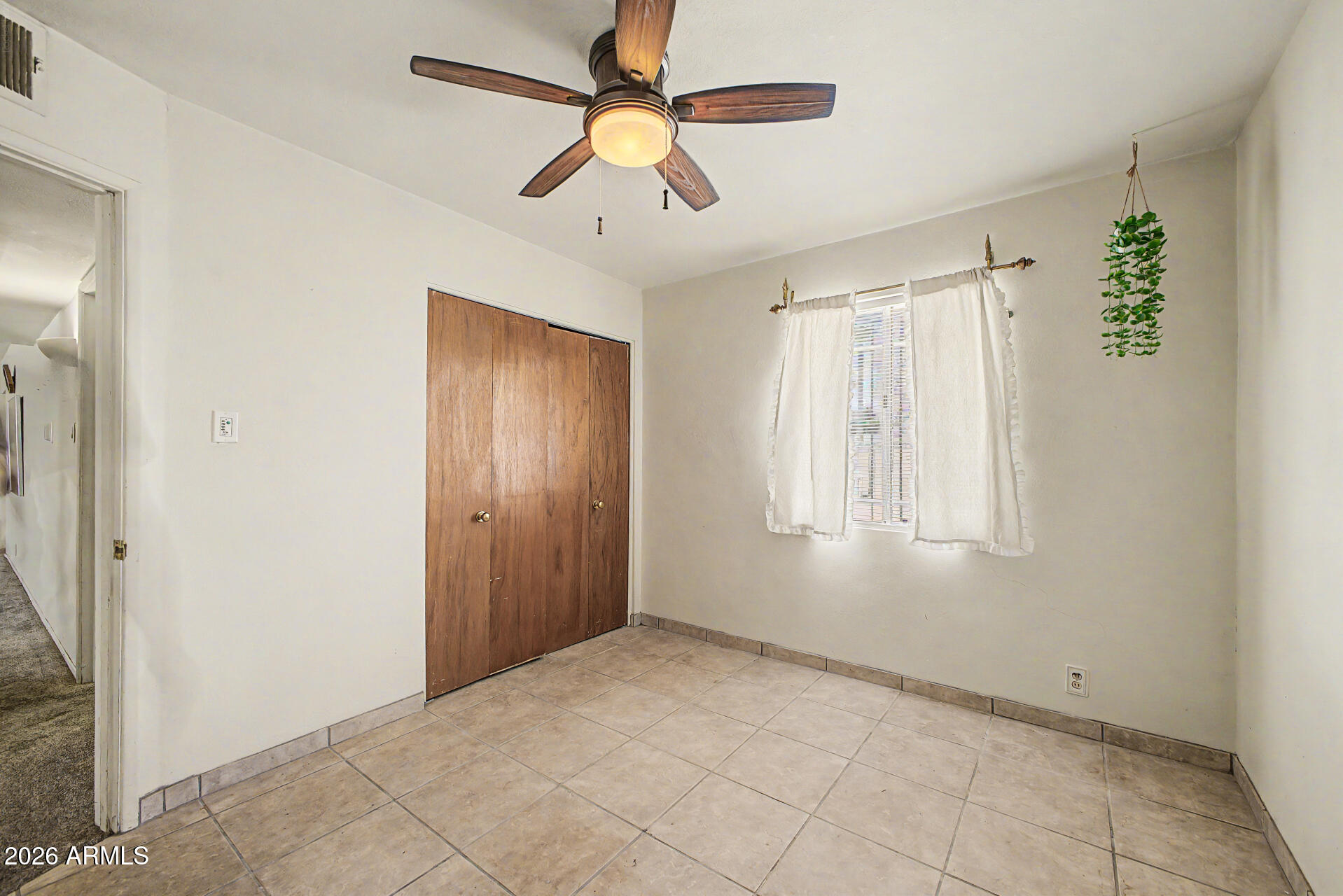 SKYLINE VISTA 3 - Residential