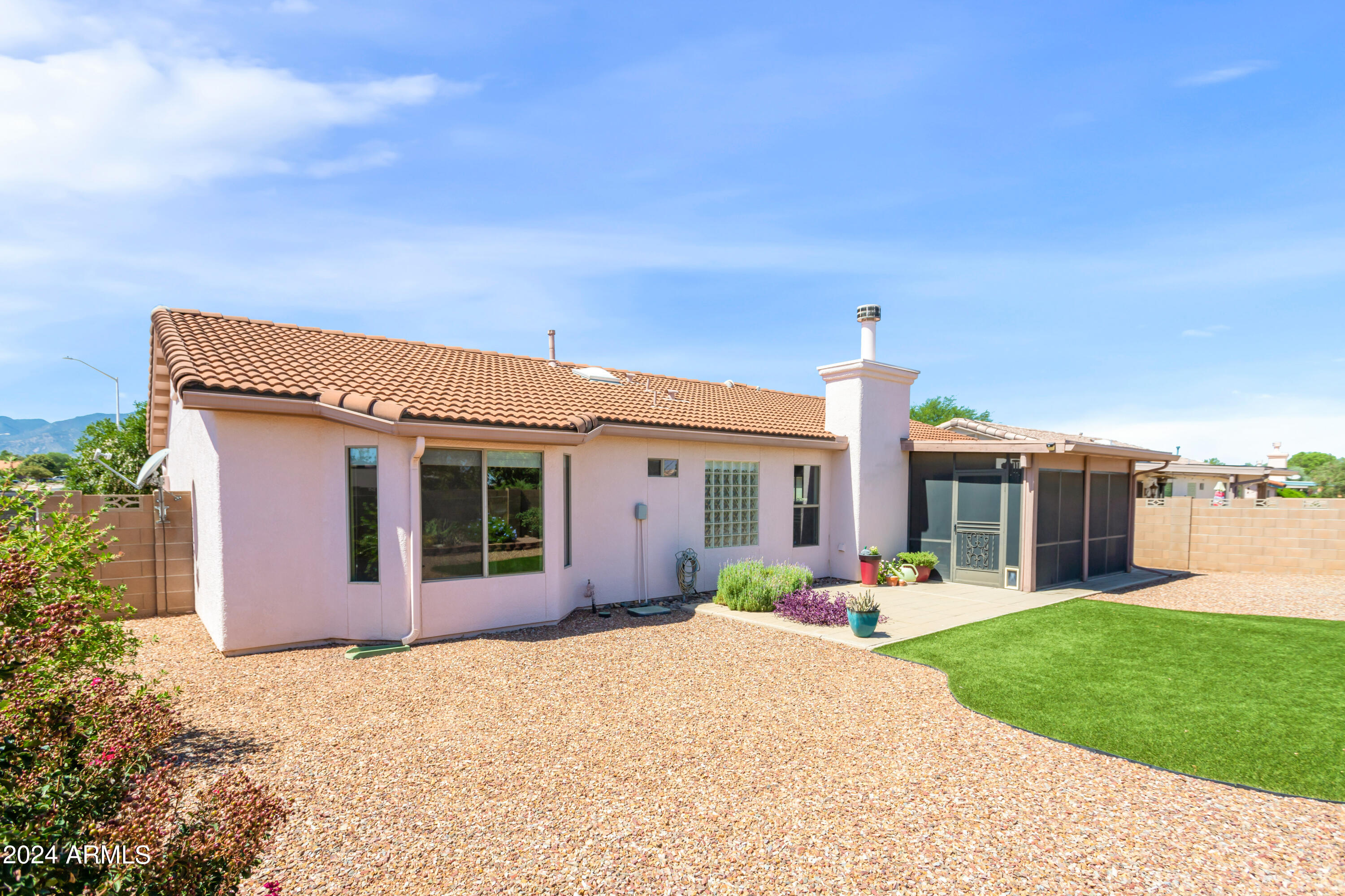 CANYON DE FLORES-PHASE 1E - Residential