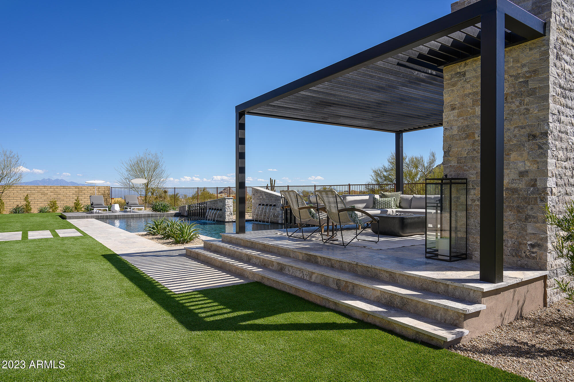 STORYROCK LOT 2B - Residential