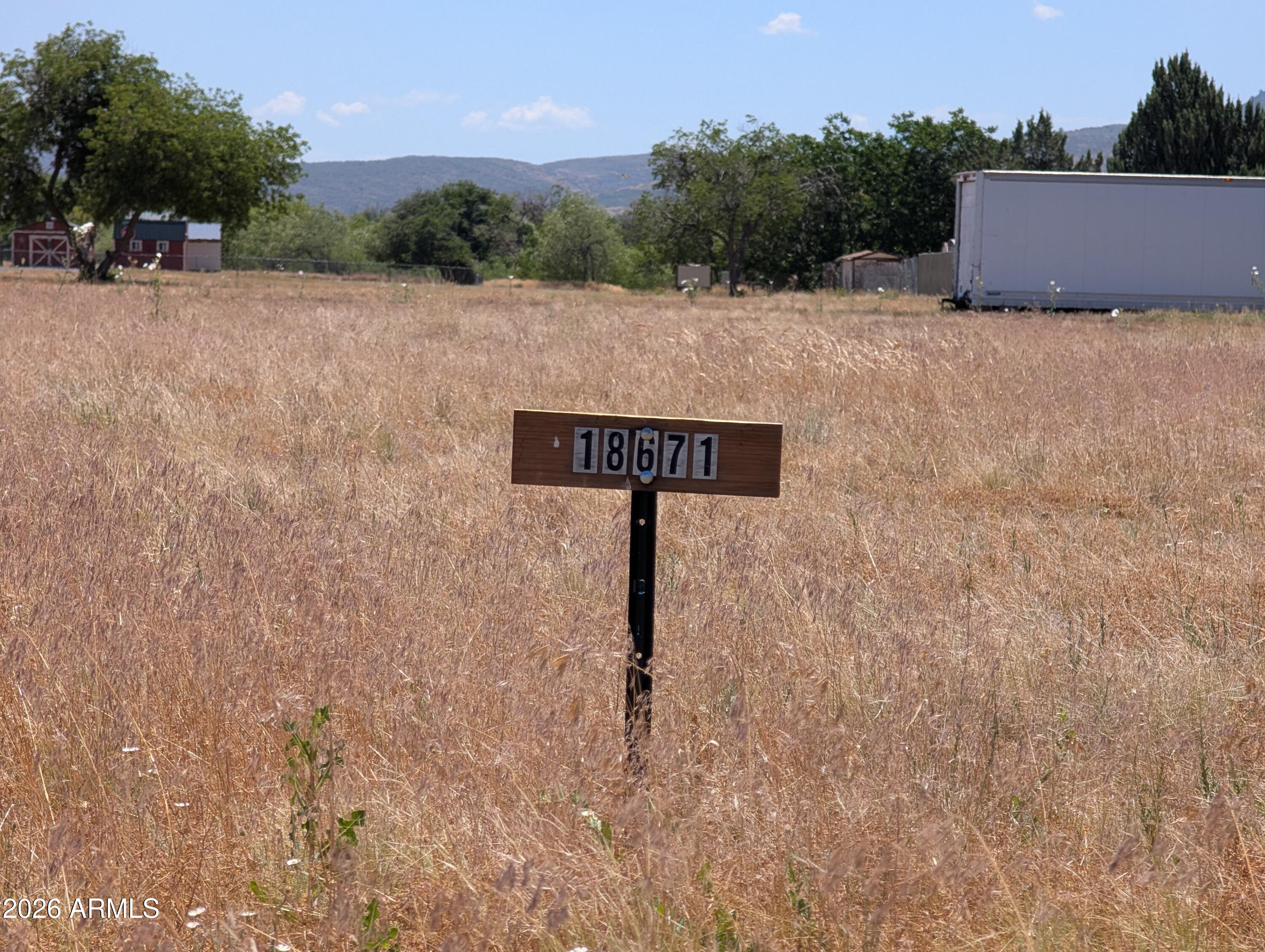 PEEPLES VALLEY SUB - Land