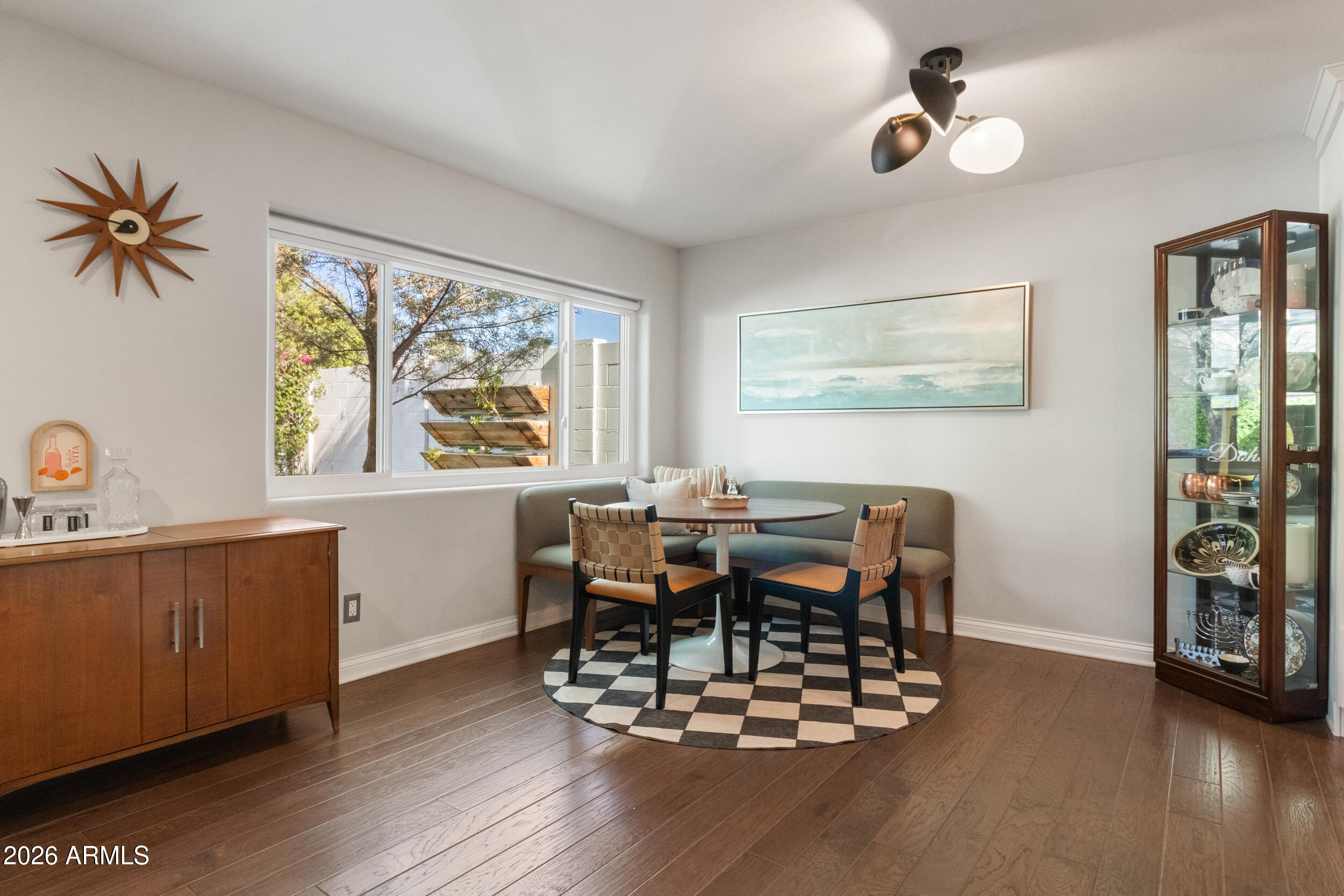 MIDDLETON HOMES - Residential