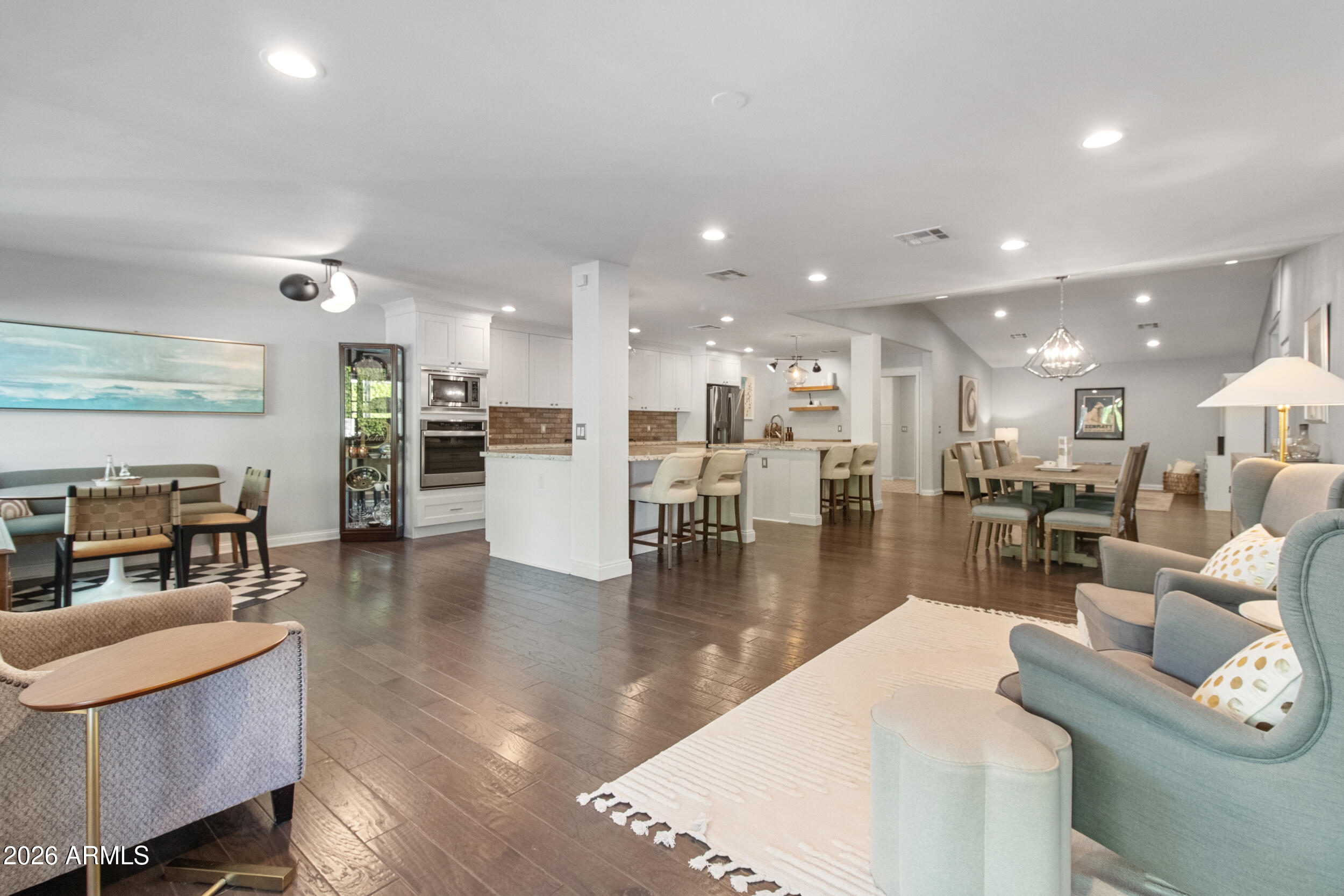 MIDDLETON HOMES - Residential