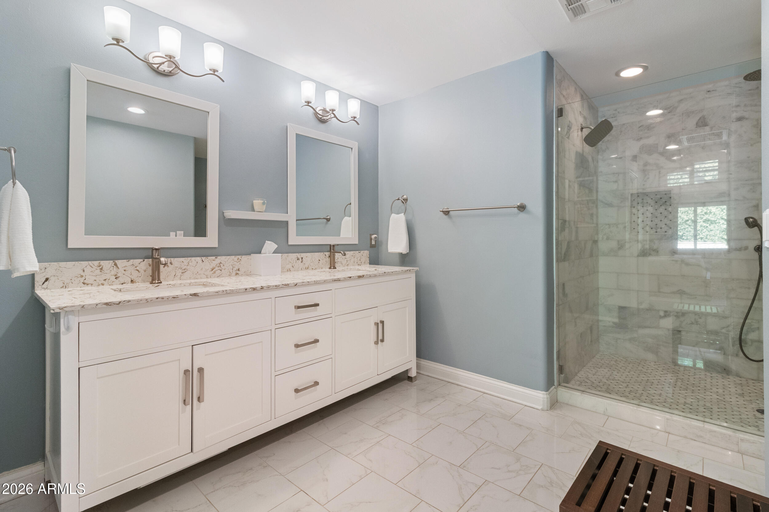 MIDDLETON HOMES - Residential