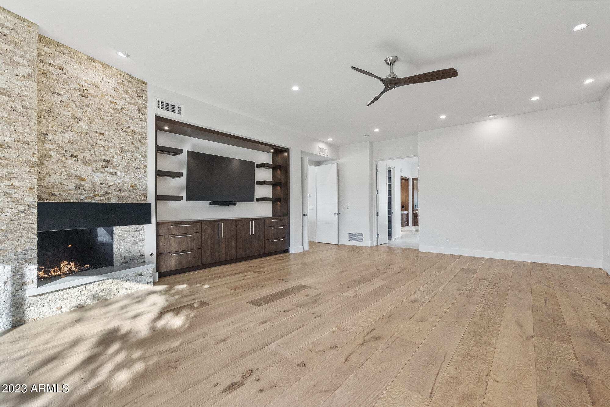 Echo Canyon - Residential