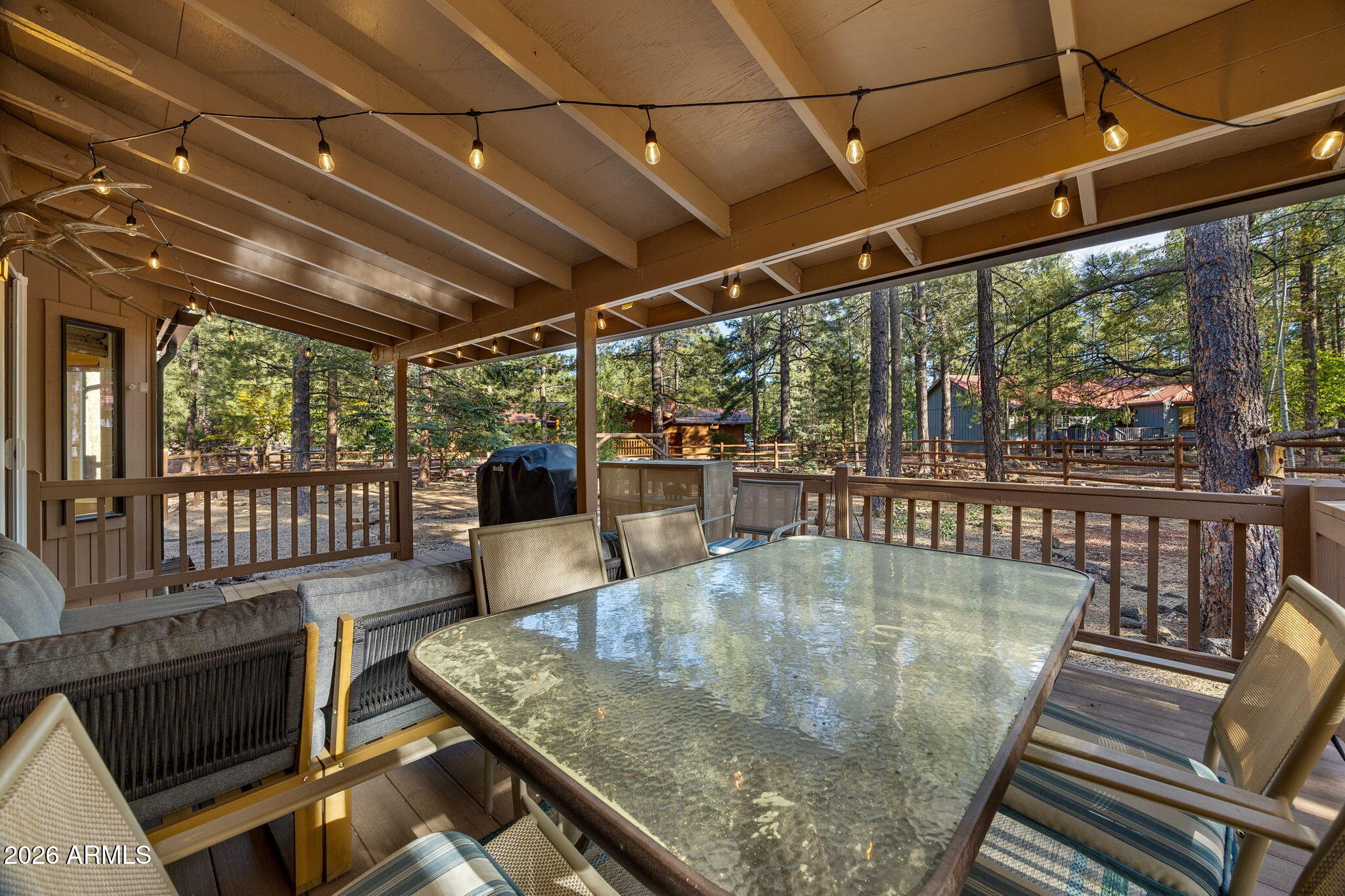 PINETOP COUNTRY CLUB UNIT 5 - Residential