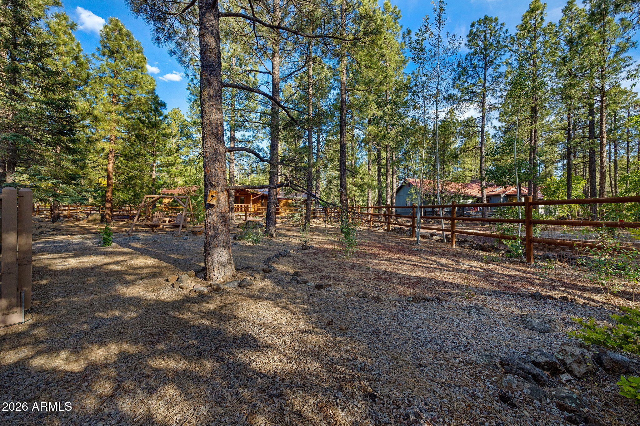 PINETOP COUNTRY CLUB UNIT 5 - Residential
