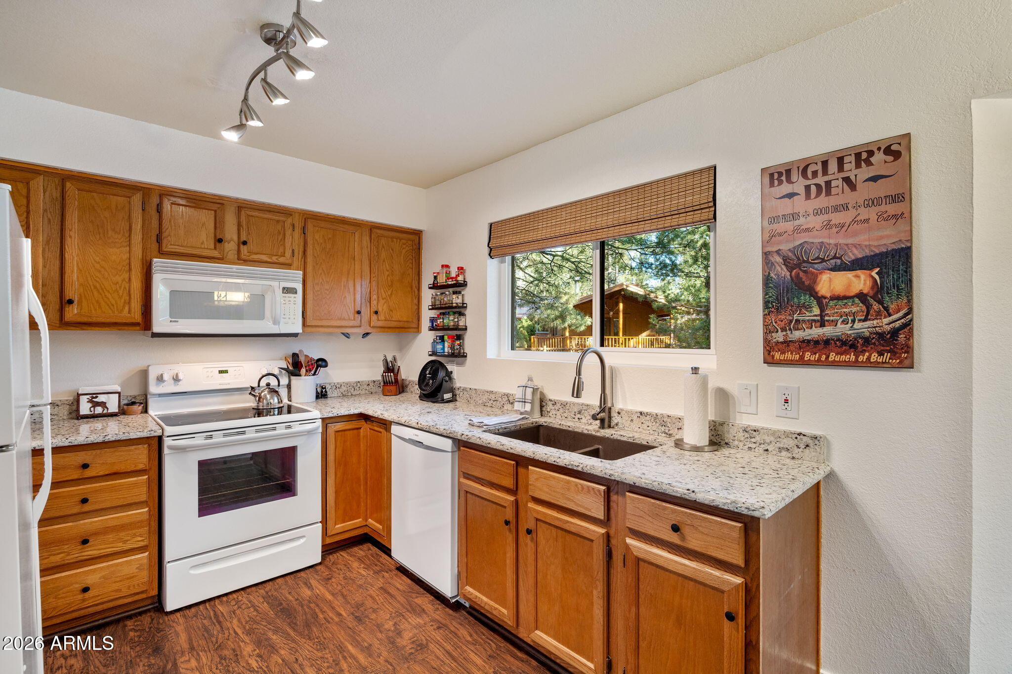 PINETOP COUNTRY CLUB UNIT 5 - Residential