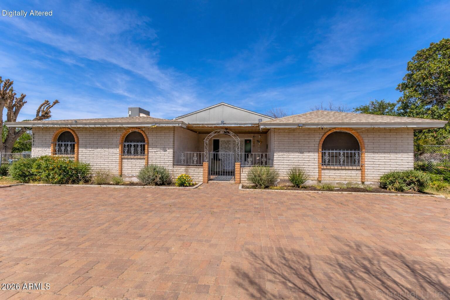 SIESTA VALLEY ESTATES - Residential