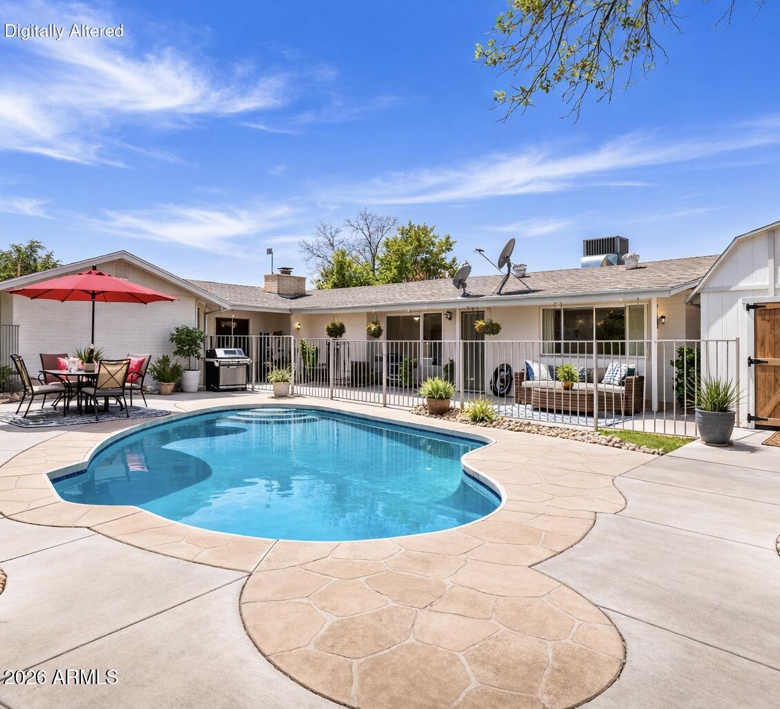 SIESTA VALLEY ESTATES - Residential