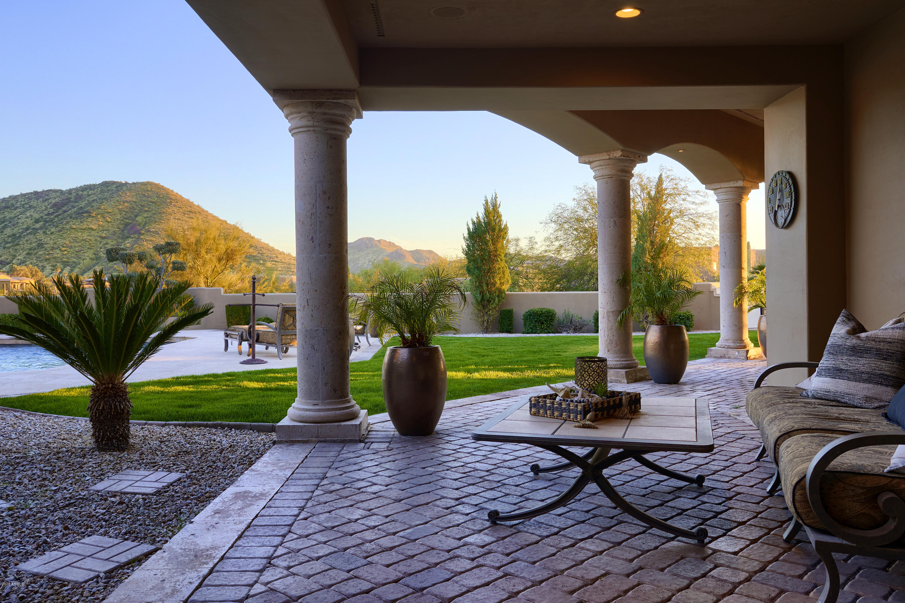 LADERA VISTA - Residential
