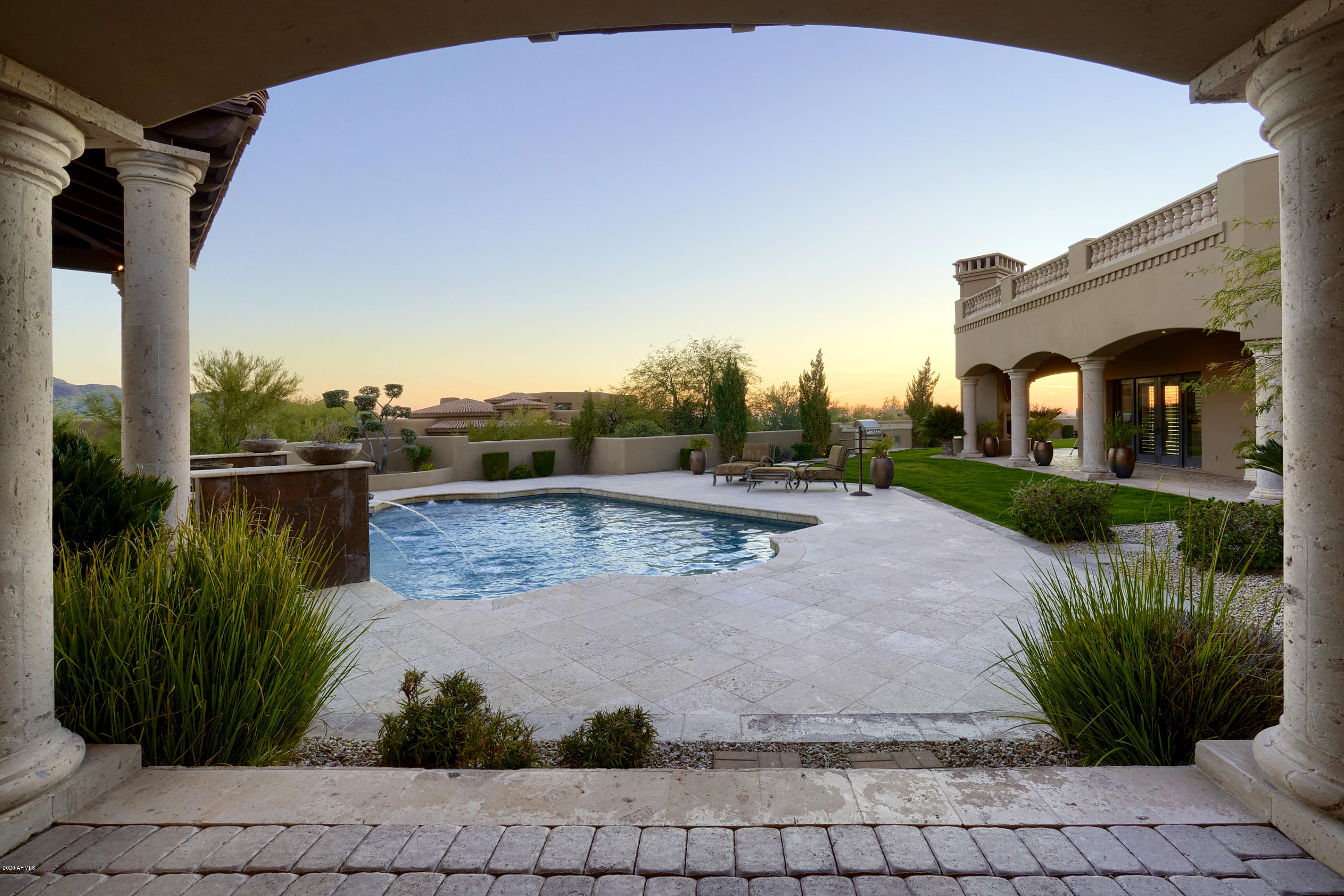 LADERA VISTA - Residential
