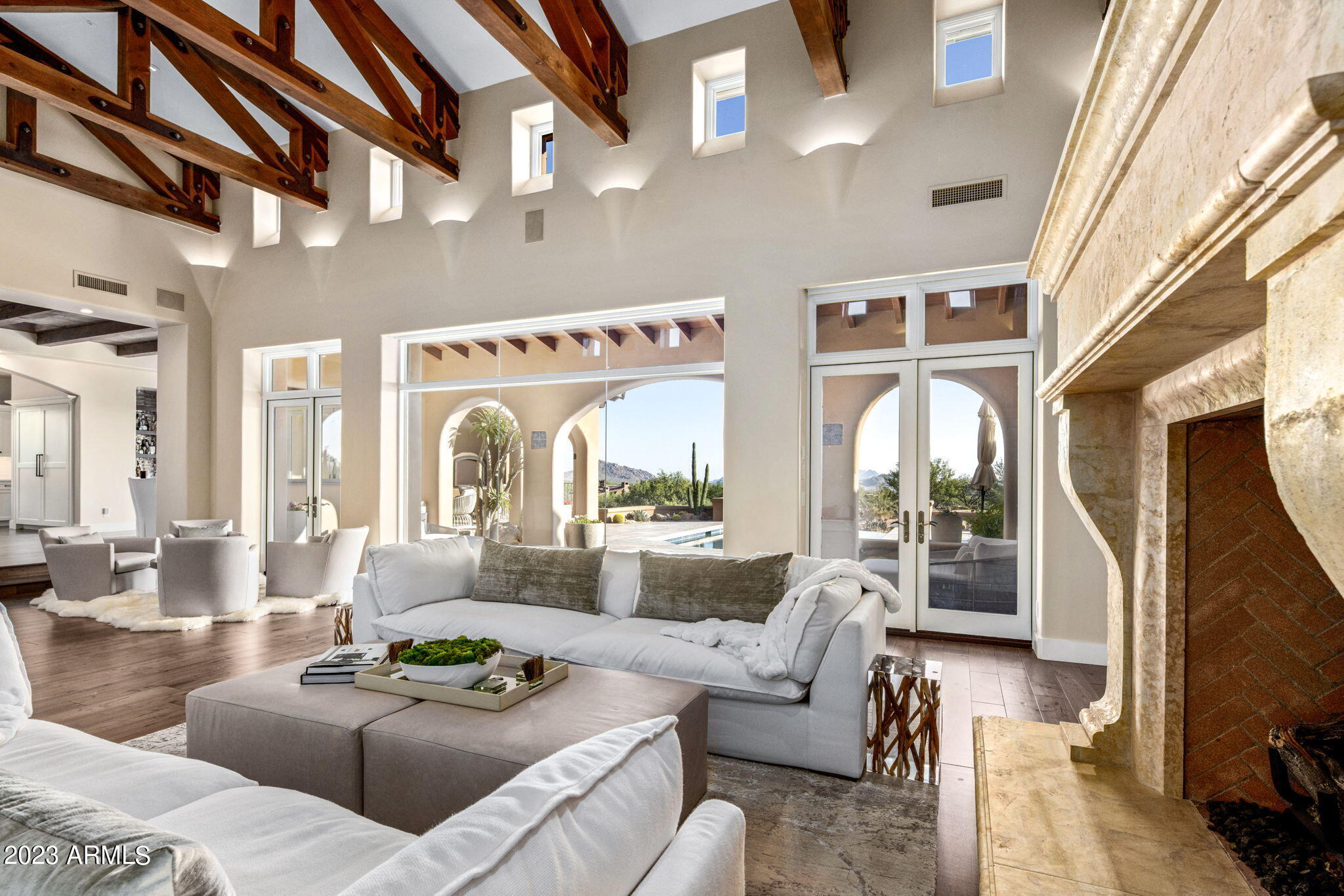 MIRABEL CLUB - Residential