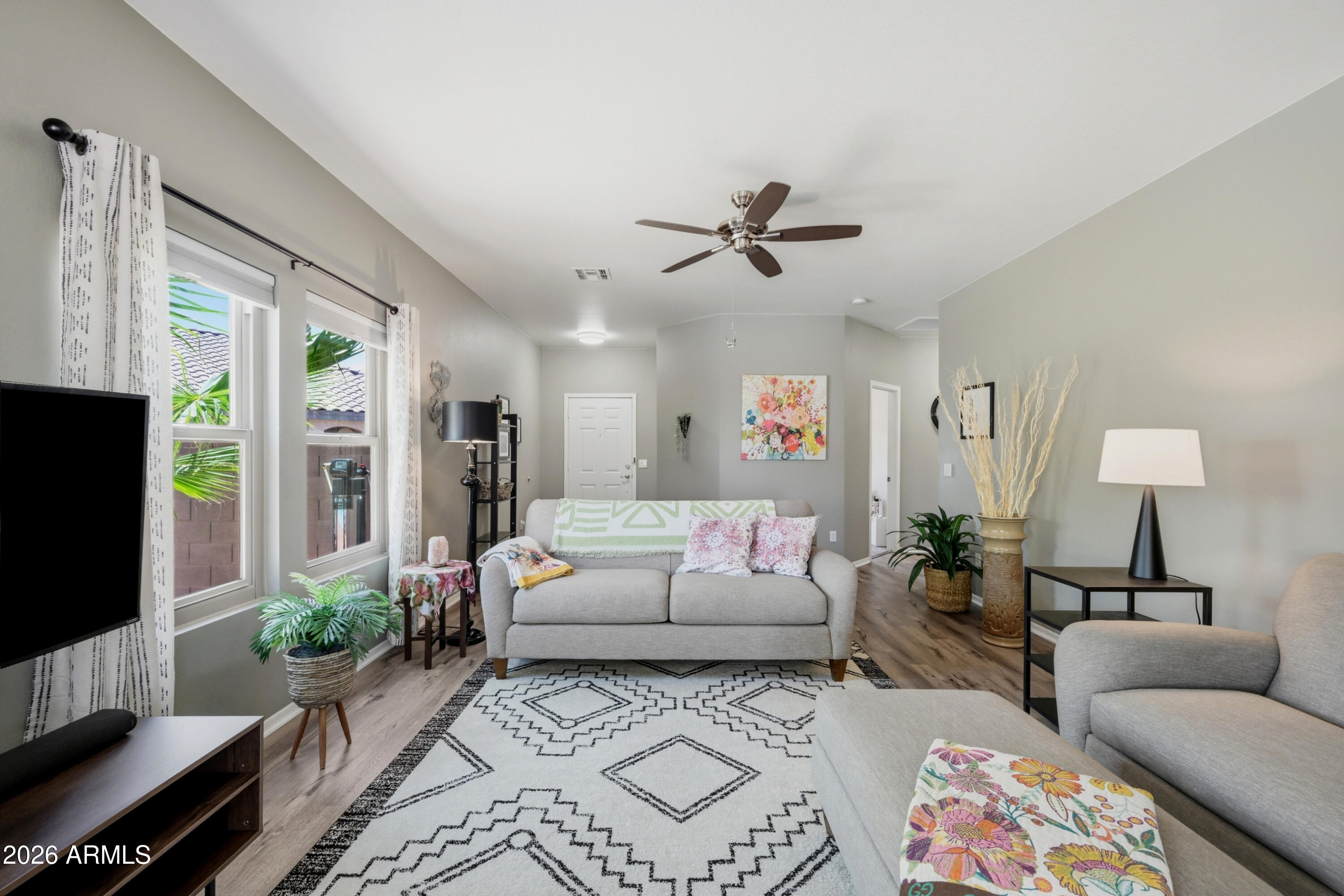 ROUNDTREE RANCH - Residential