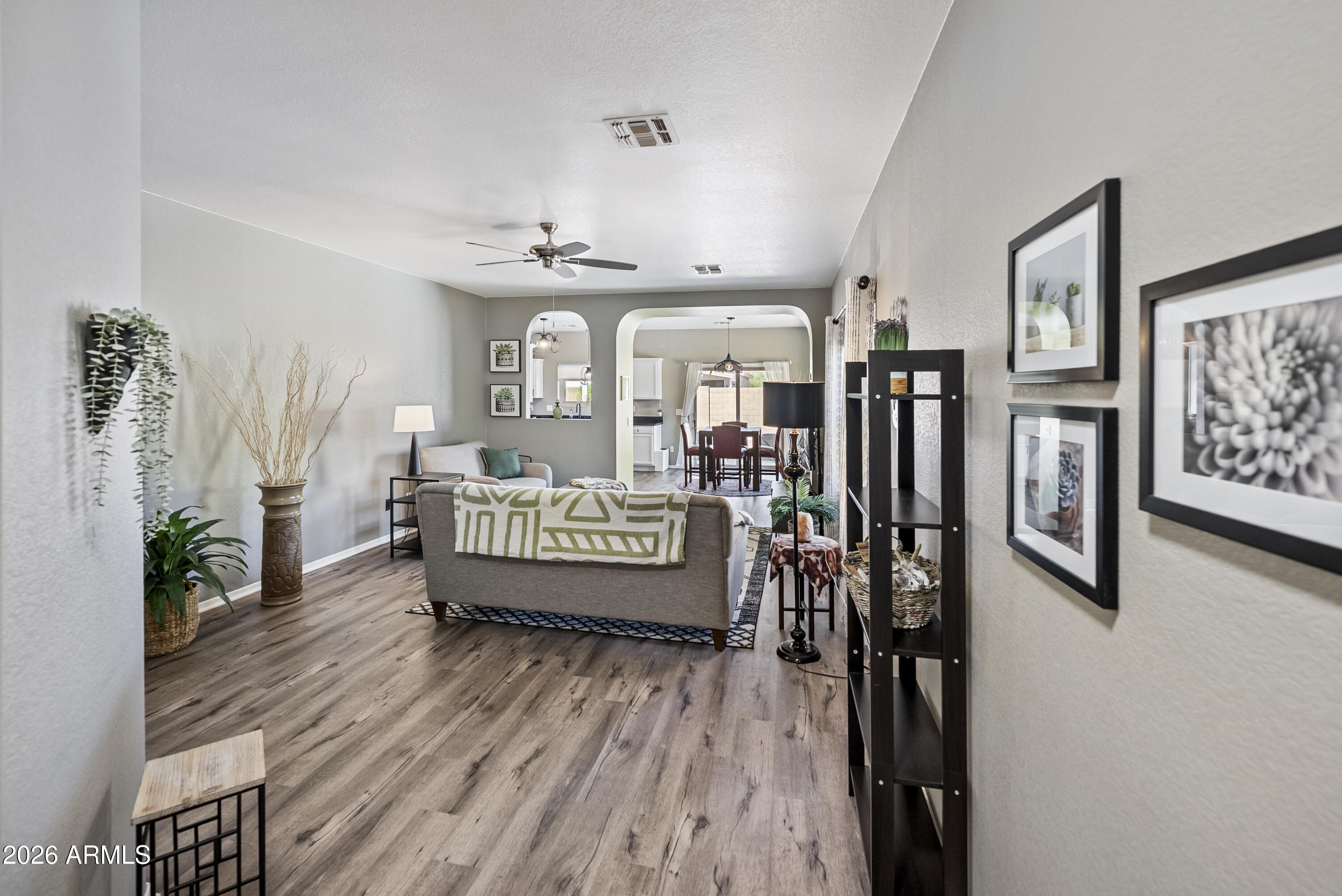 ROUNDTREE RANCH - Residential