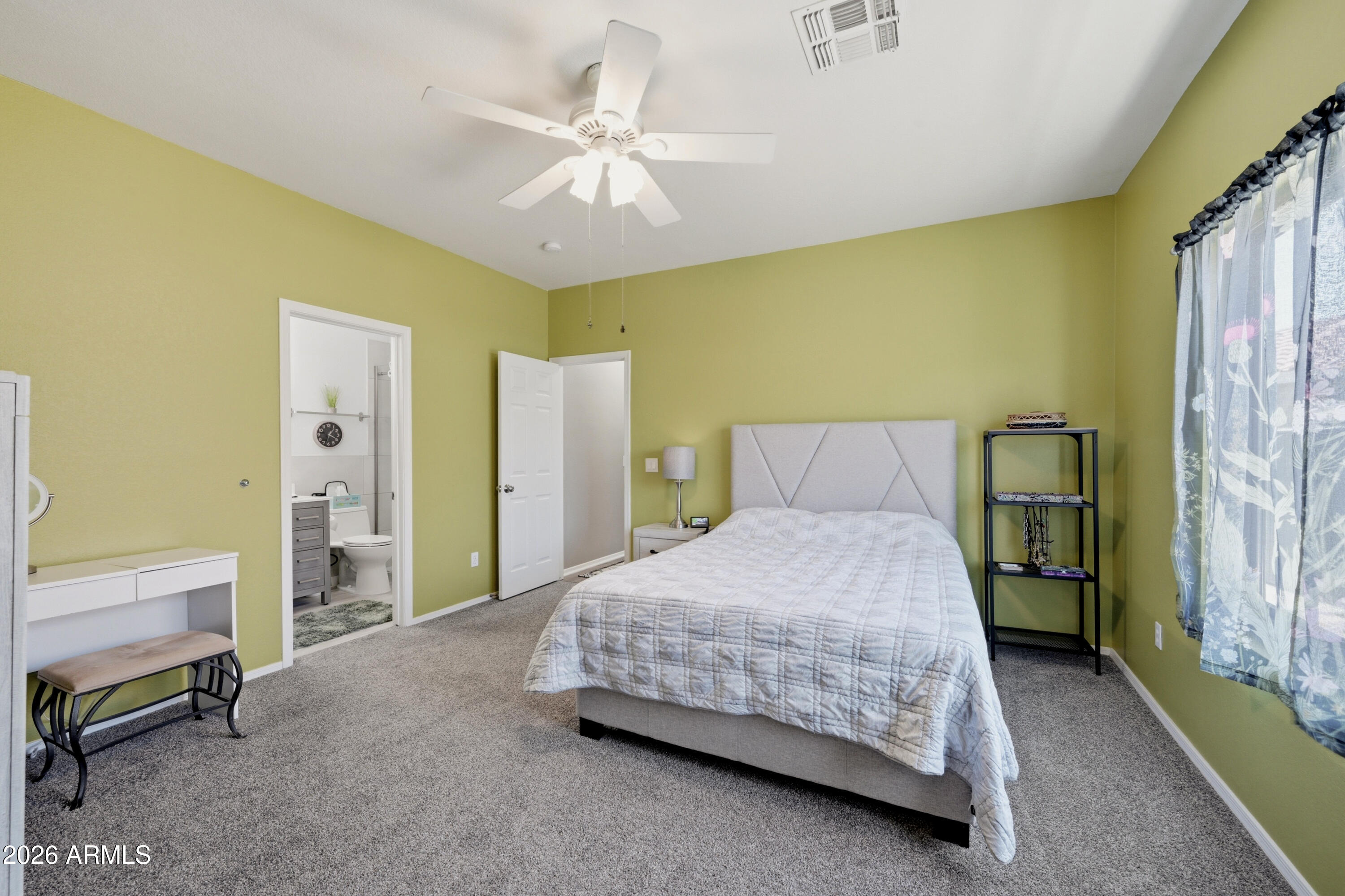 ROUNDTREE RANCH - Residential