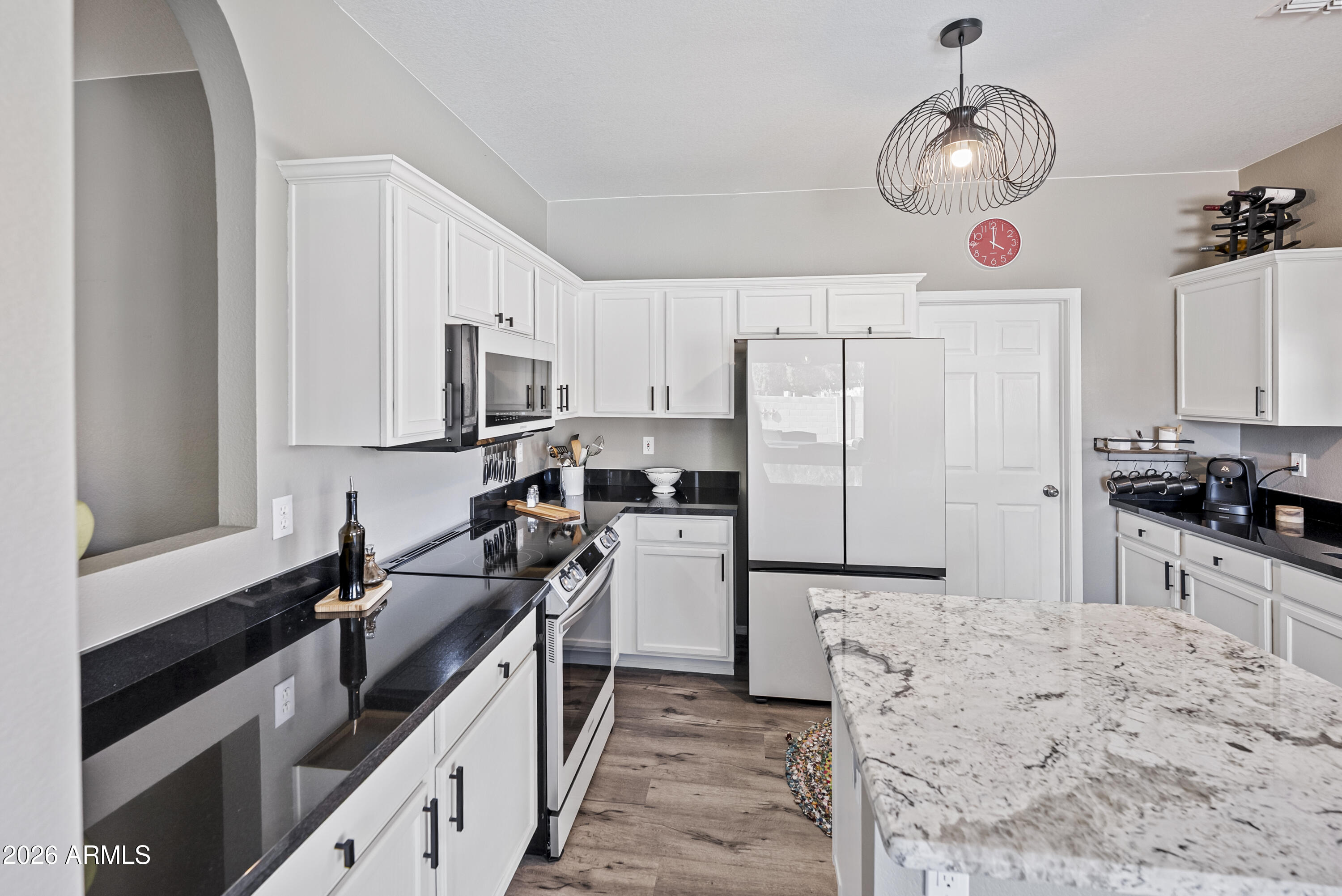 ROUNDTREE RANCH - Residential