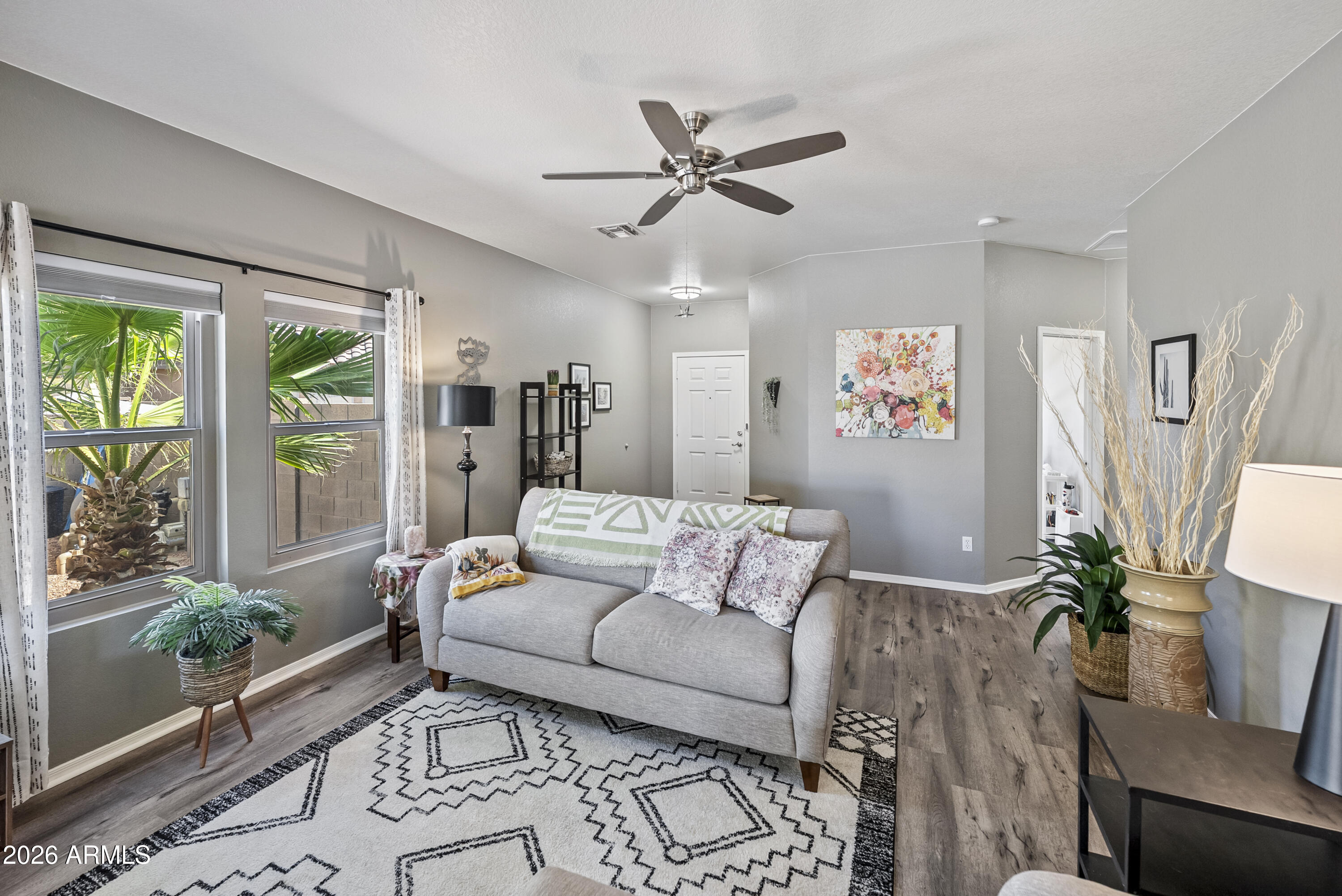 ROUNDTREE RANCH - Residential