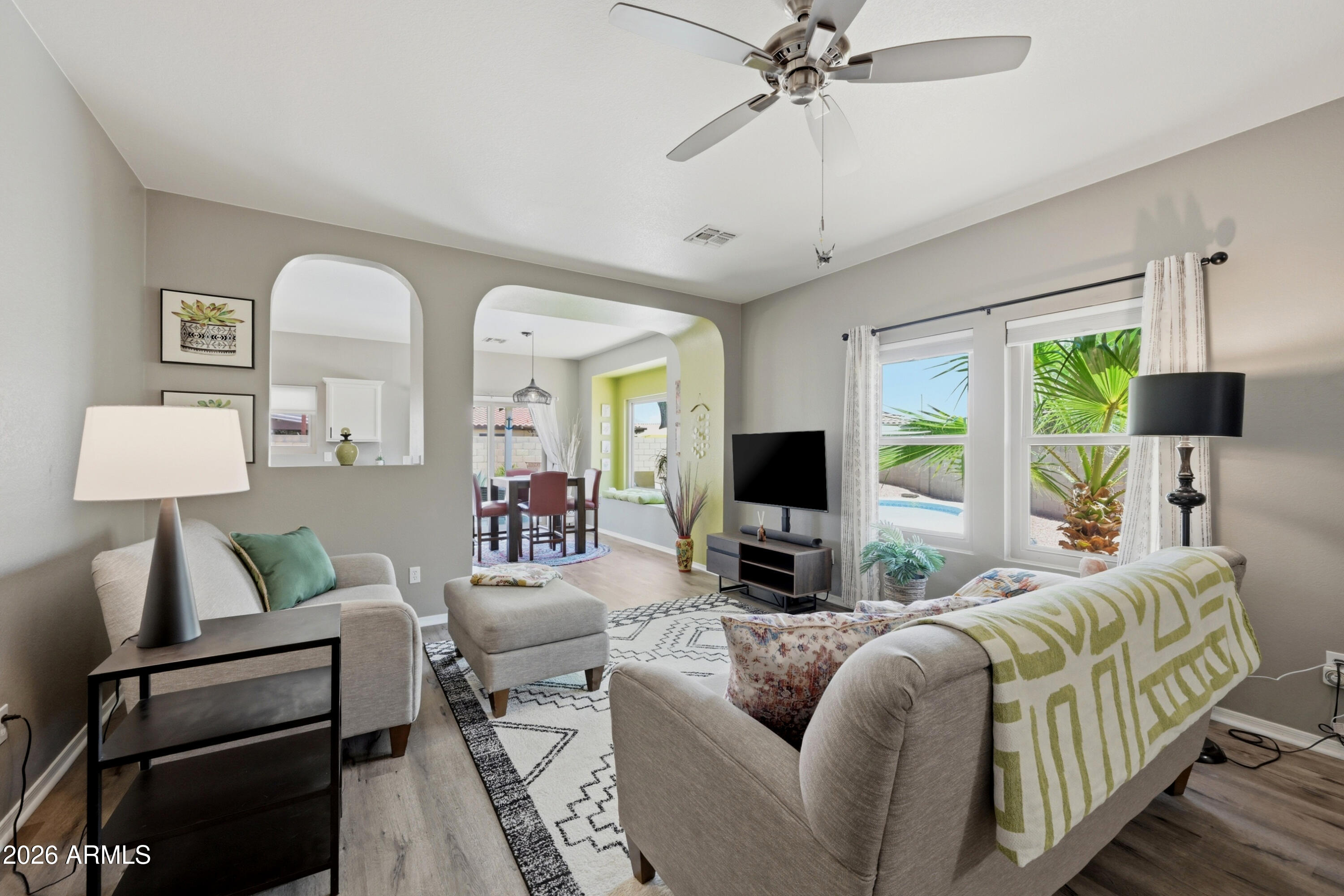 ROUNDTREE RANCH - Residential