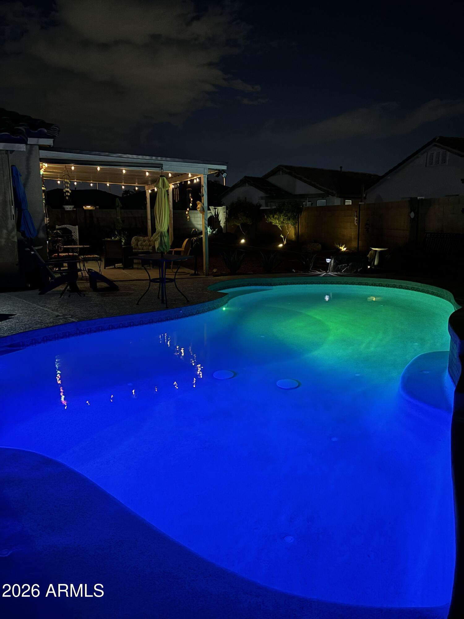 ROUNDTREE RANCH - Residential