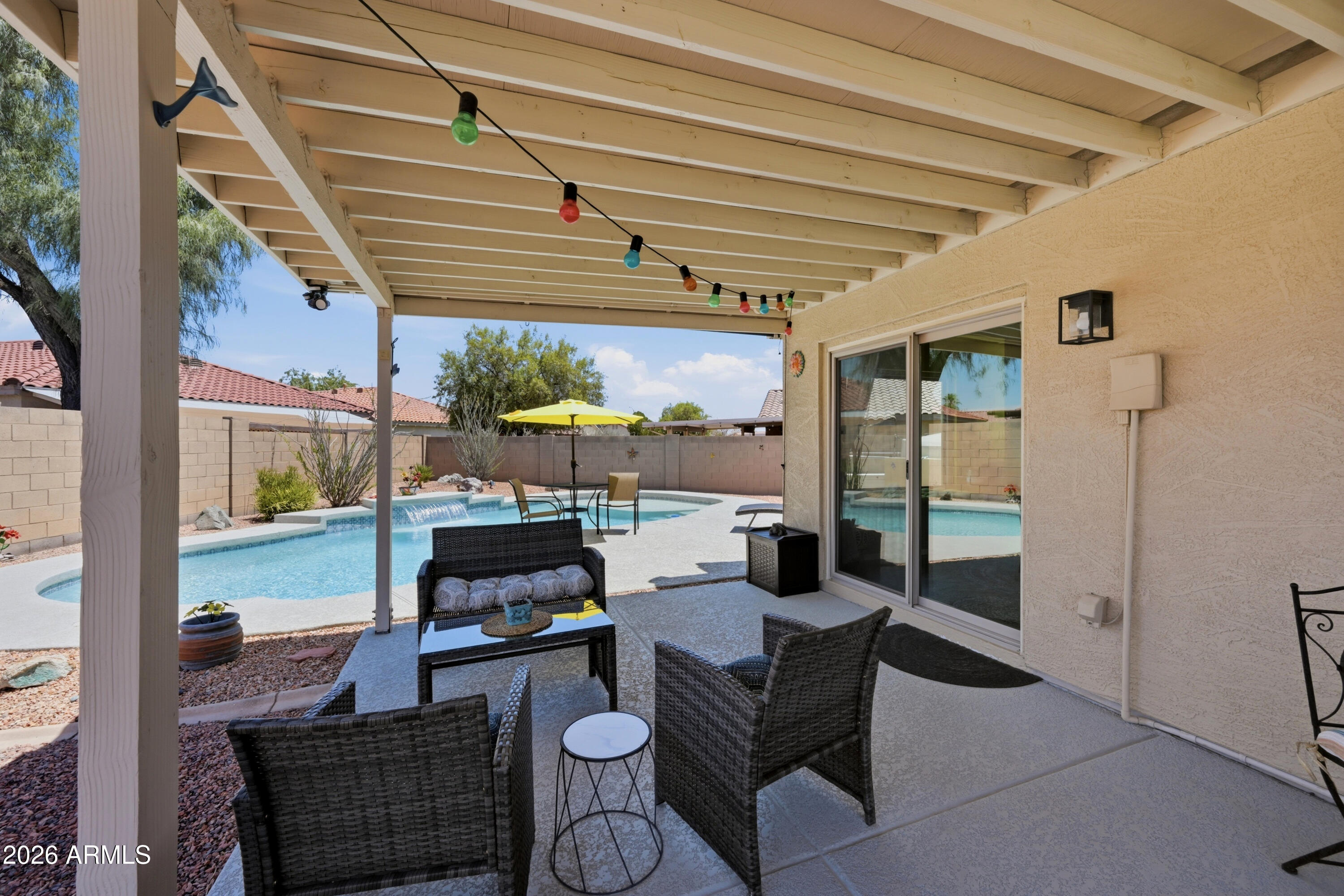 ROUNDTREE RANCH - Residential